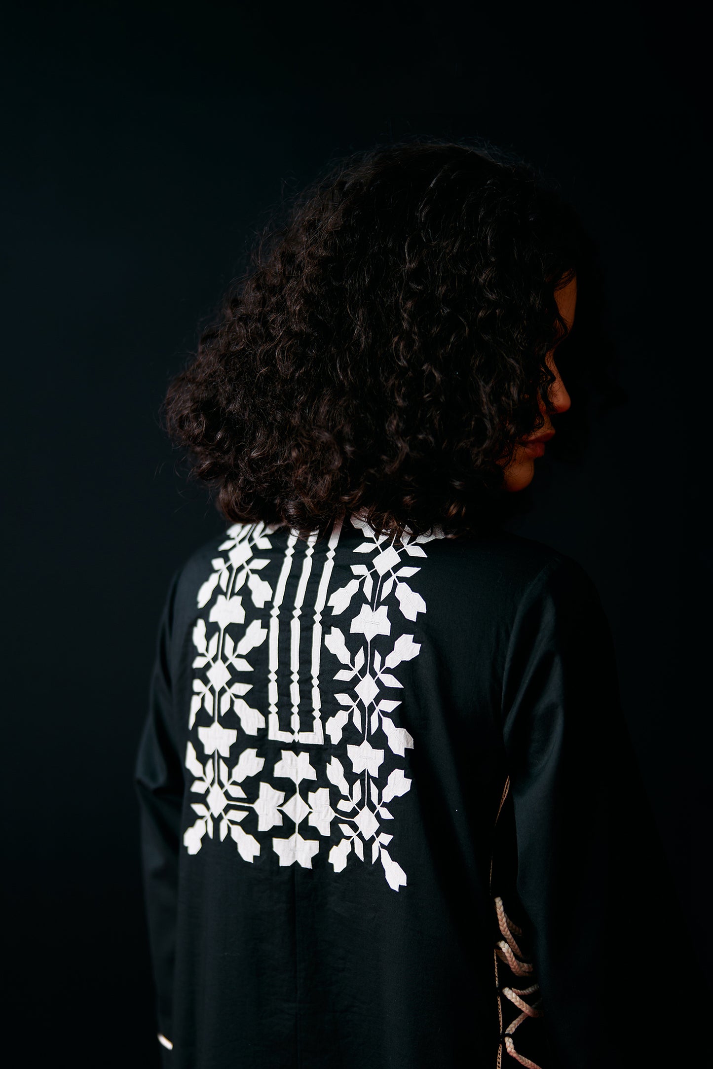 BLACK FLORAL A-LINE DRESS
