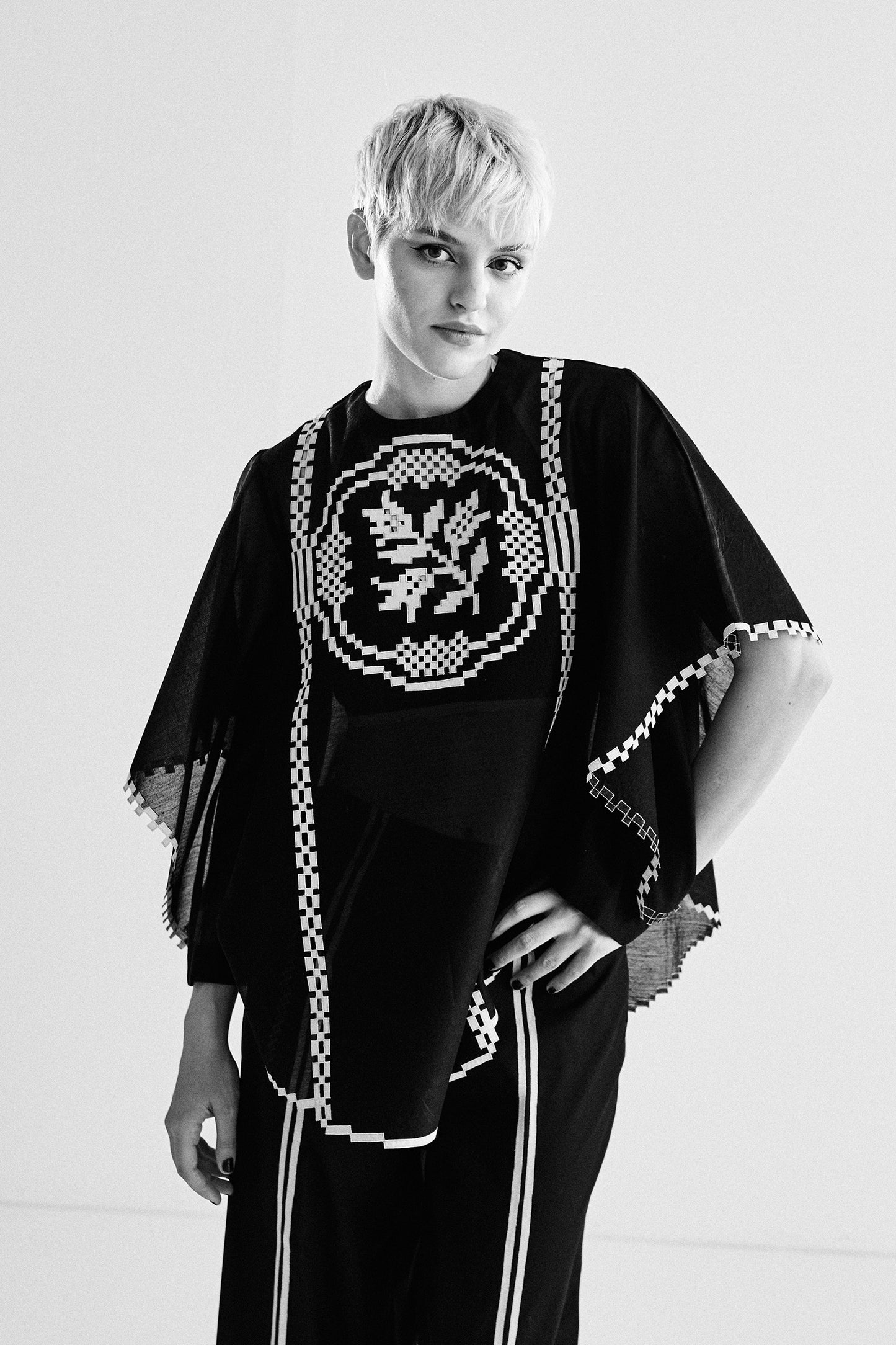 A-LINE BLOUSE WITH FREEFALL SLEEVE