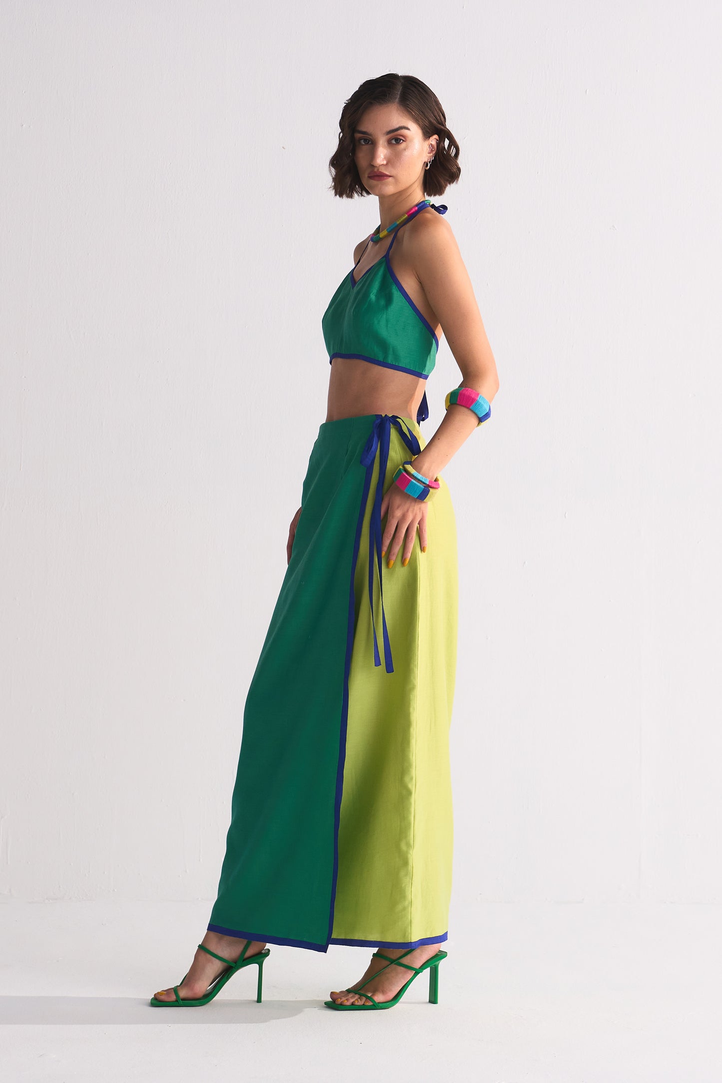 COLOUR BLOCKED WRAP SKIRT