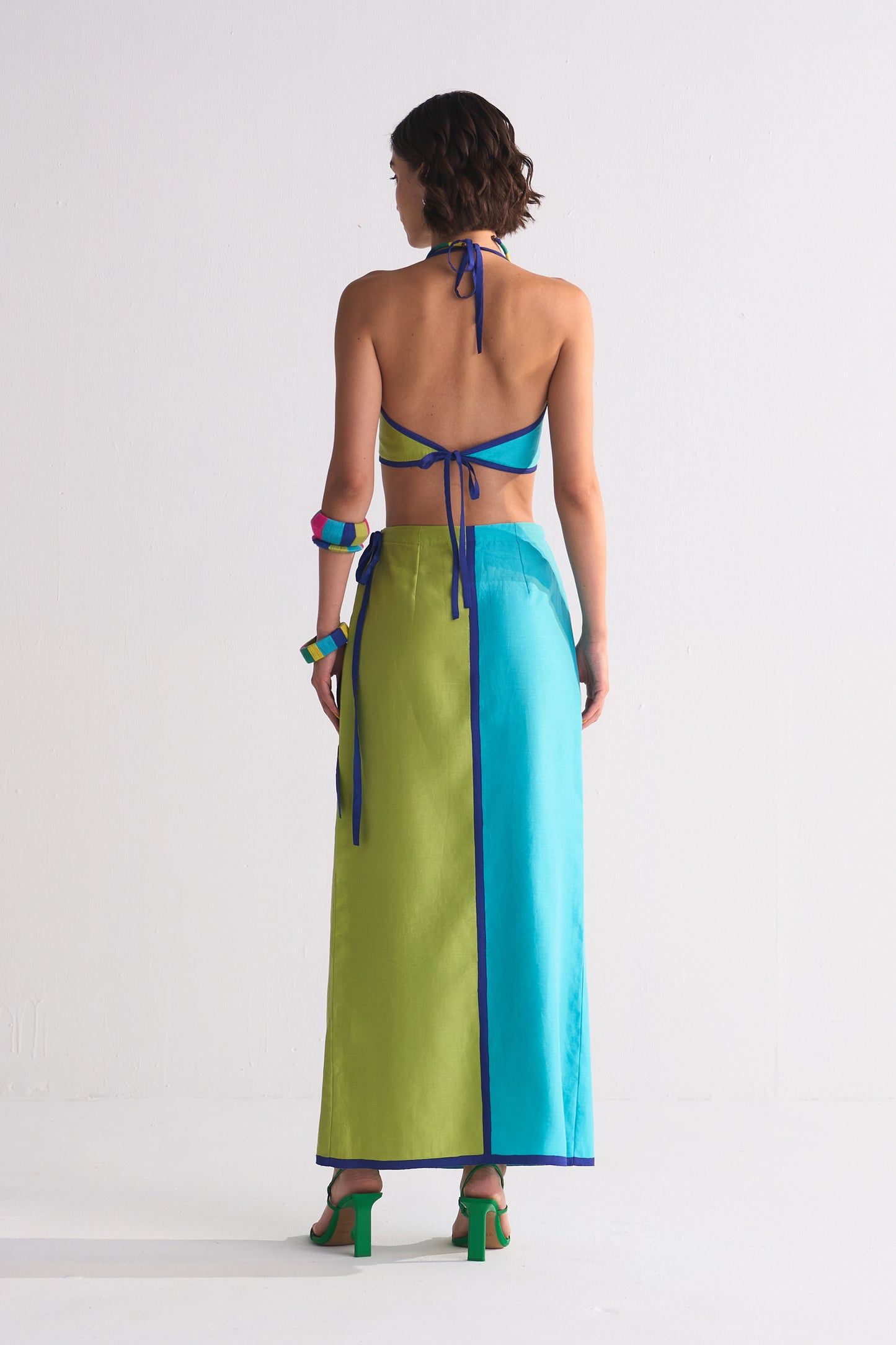 COLOUR BLOCKED WRAP SKIRT