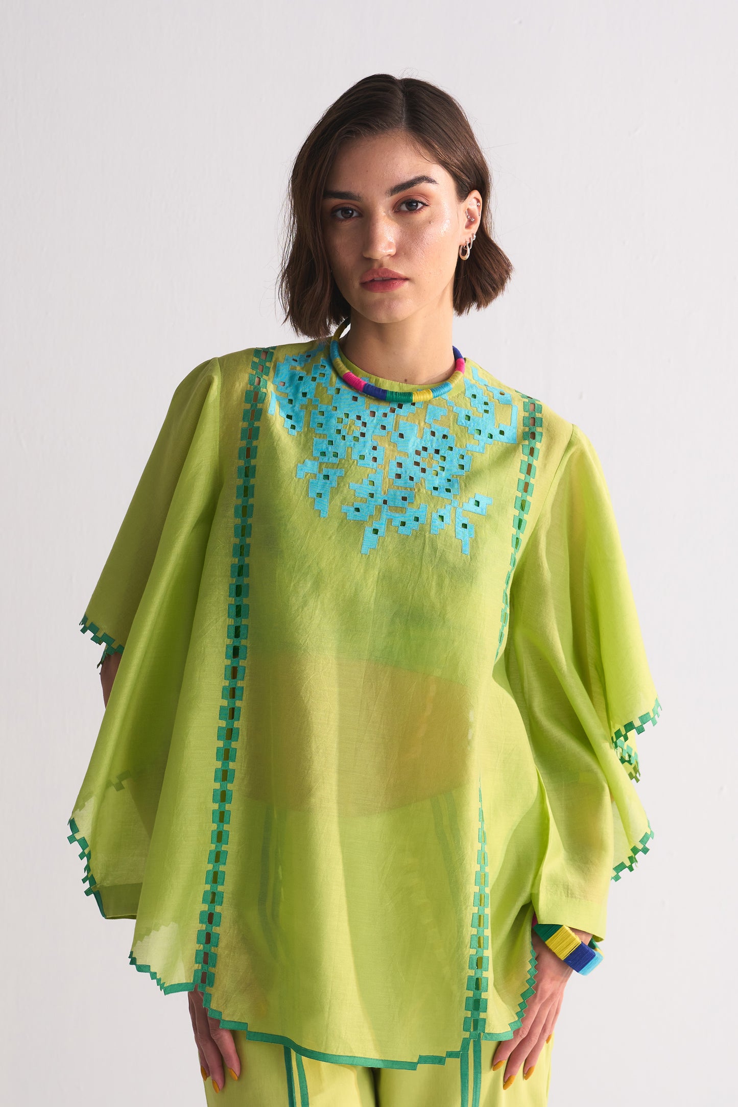 A-LINE BLOUSE WITH FREEFALL SLEEVE