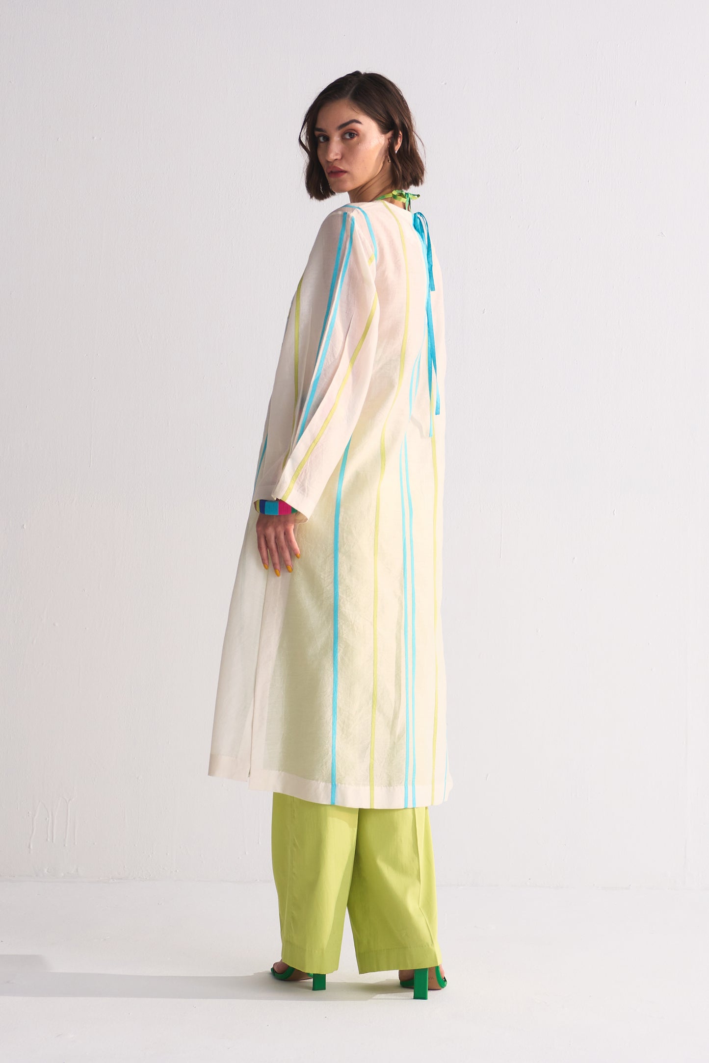 GEOMETRIC APPLIQUE' BACK TIE MILD A-LINE KAMEEZ