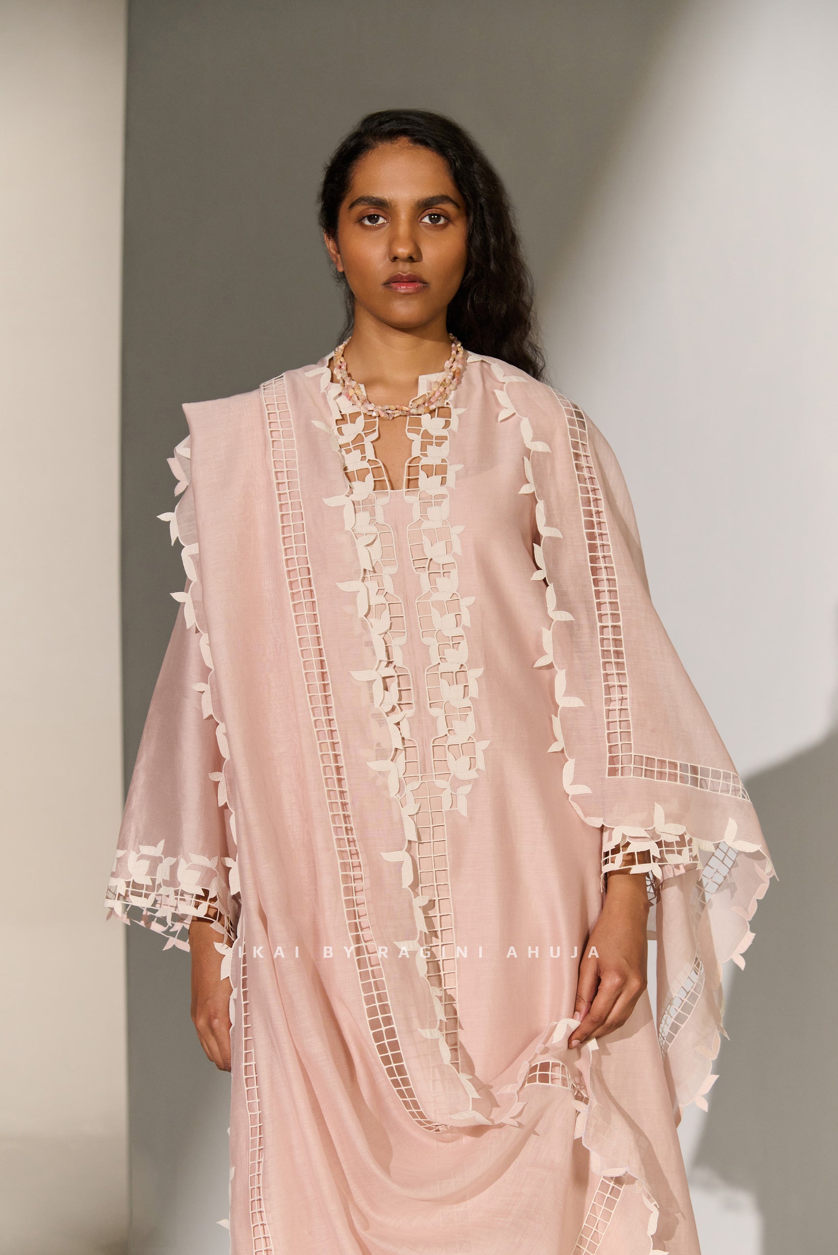 GEOMETRIC FLORAL CUTWORK DUPATTA SMV