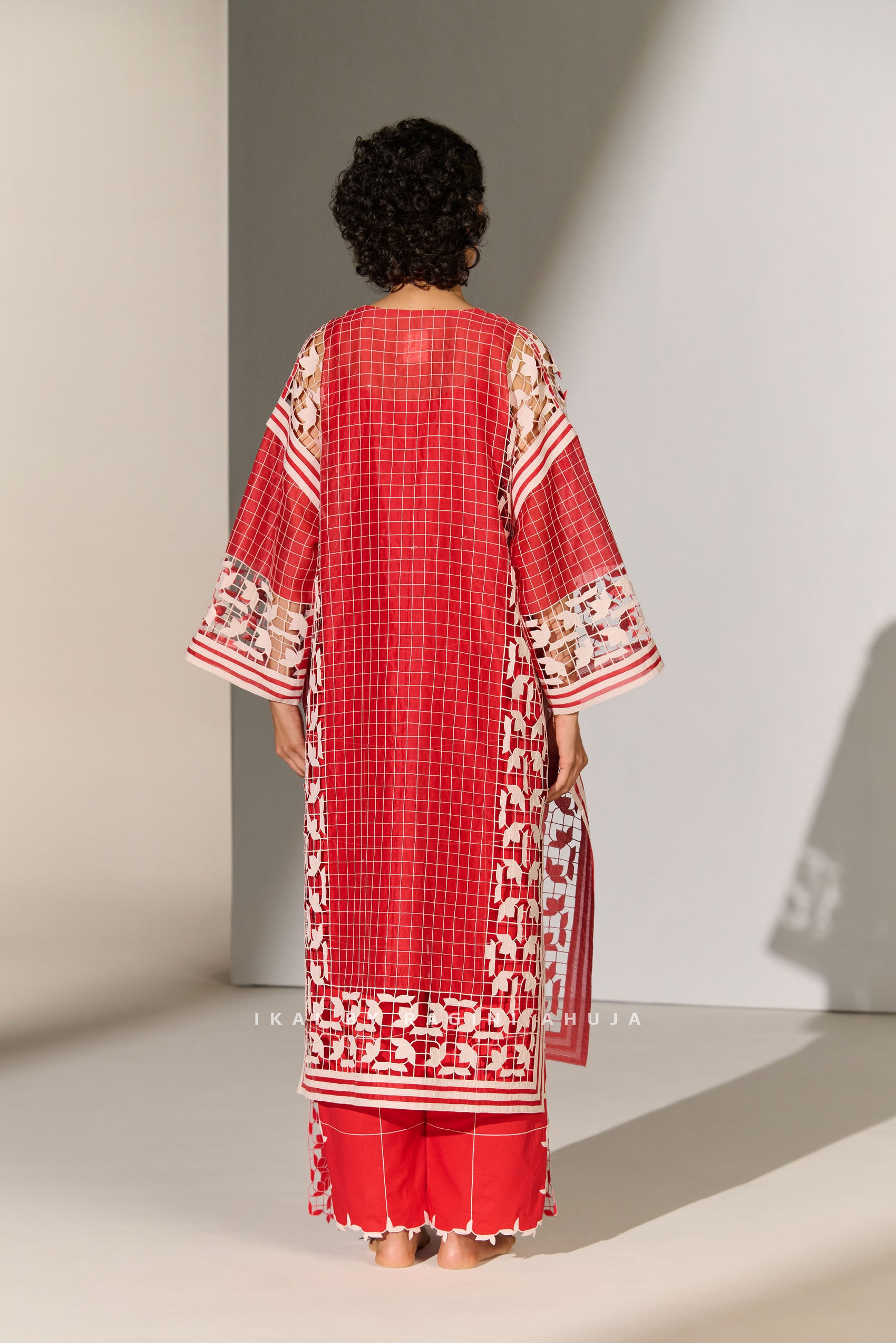 GEOMETRIC FLORAL CUTWORK DROP SHOULDER KAMEEZ