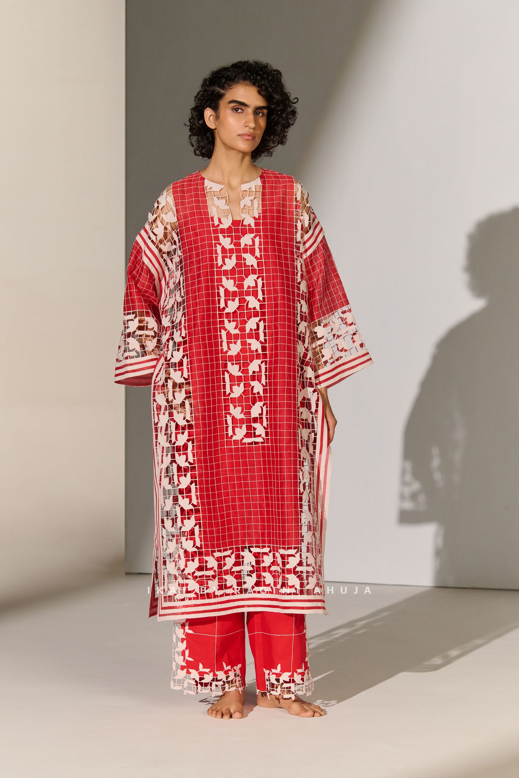 GEOMETRIC FLORAL CUTWORK DROP SHOULDER KAMEEZ