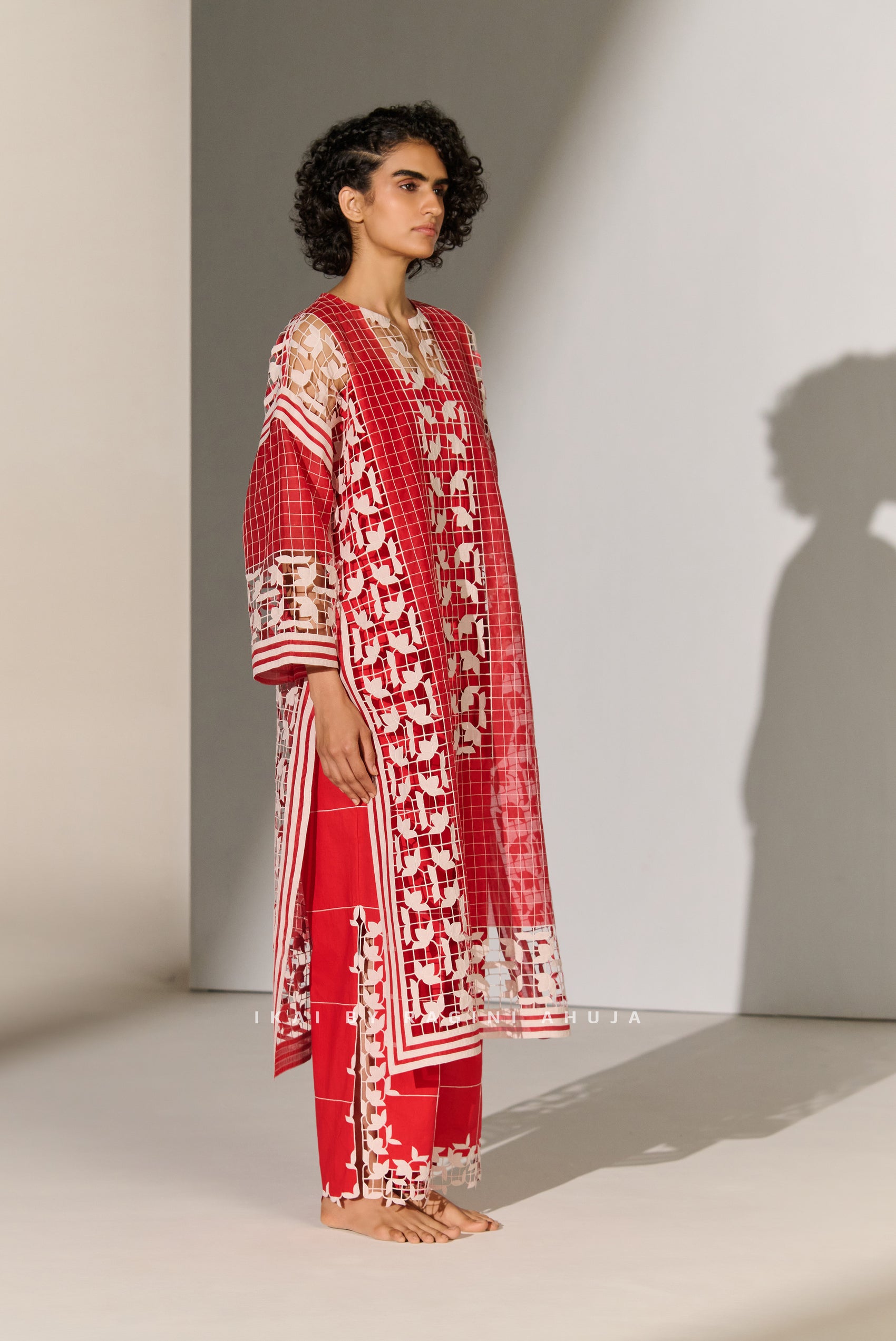 GEOMETRIC FLORAL CUTWORK DROP SHOULDER KAMEEZ