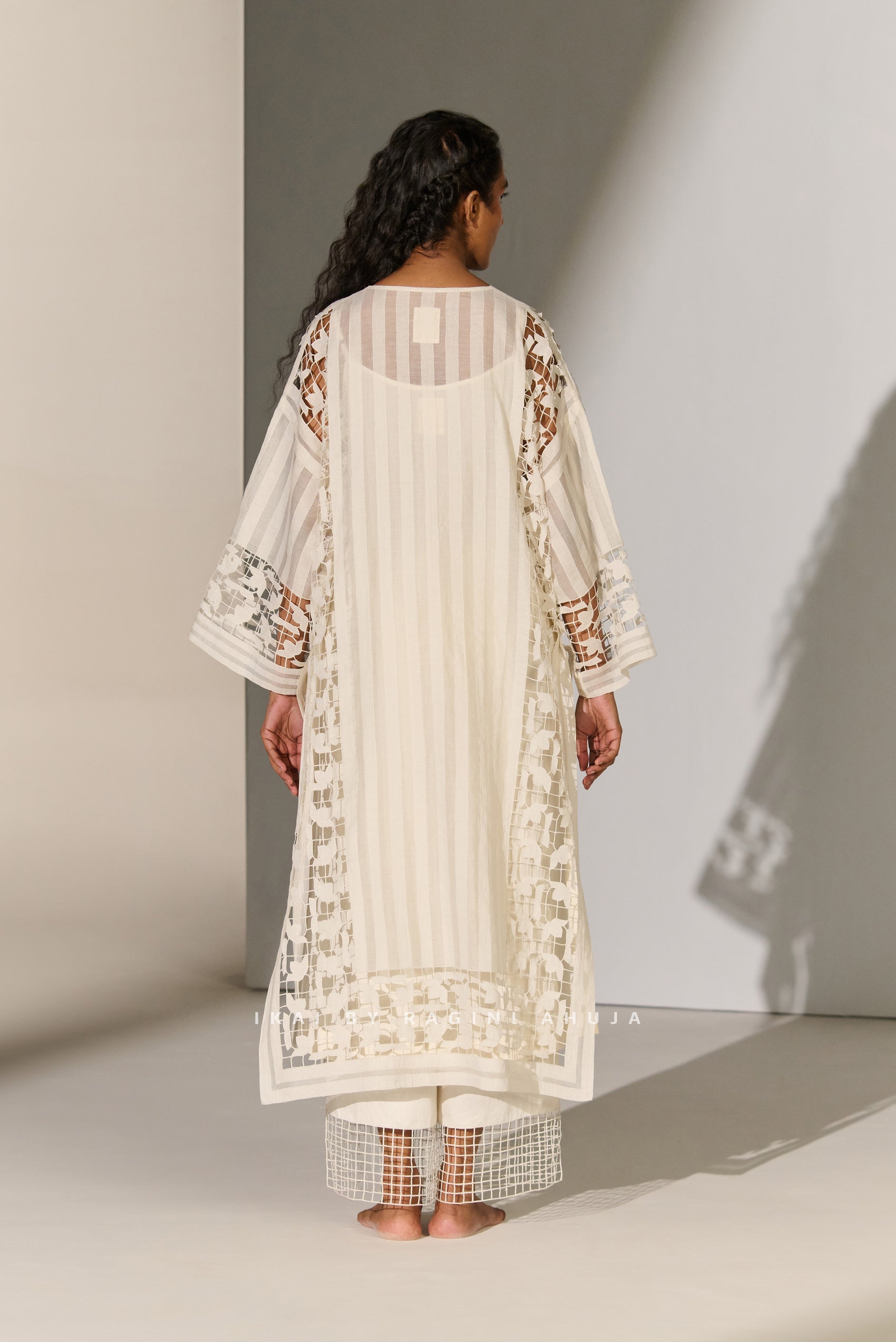 GEOMETRIC FLORAL CUTWORK DROP SHOULDER KAMEEZ IVR