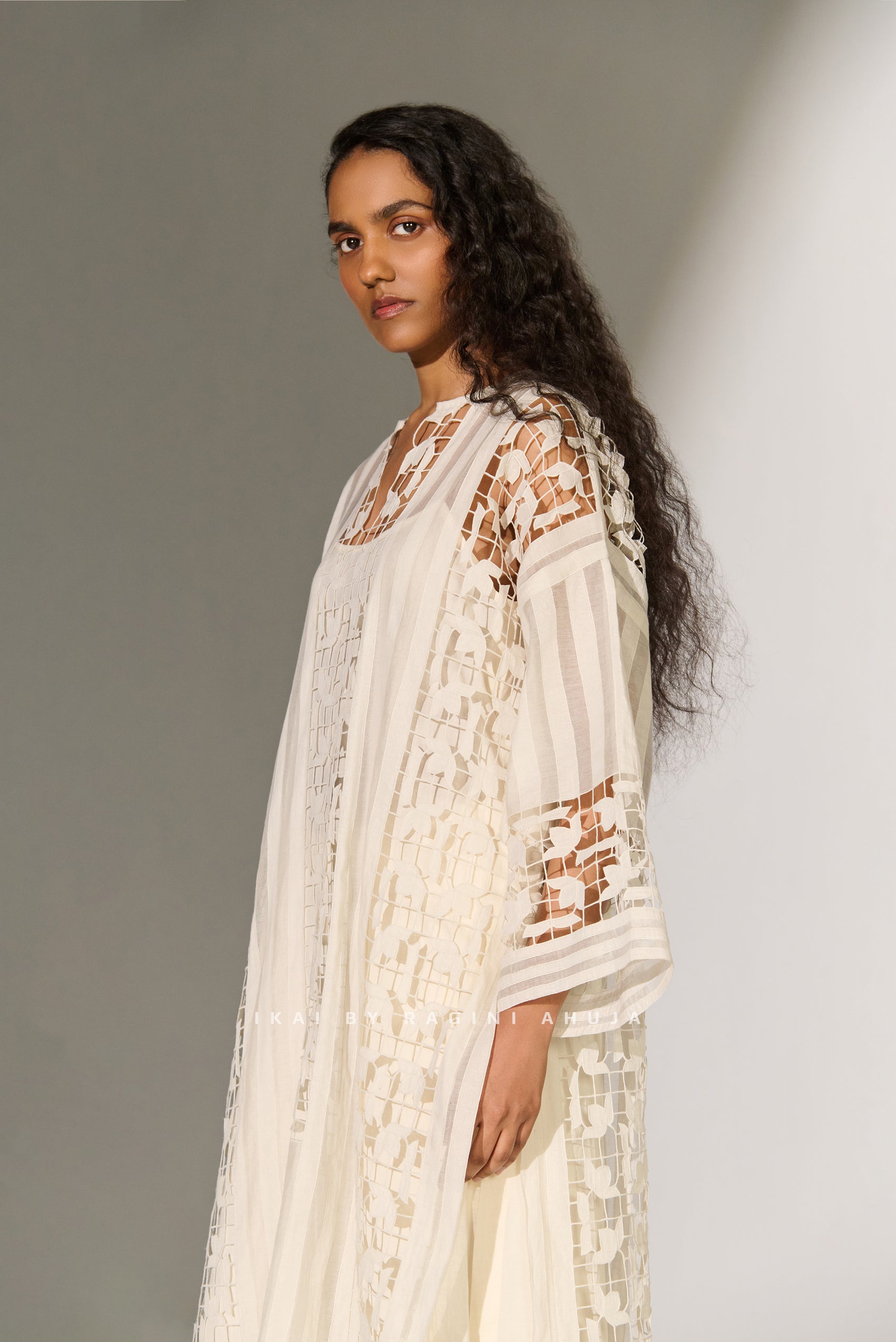 GEOMETRIC FLORAL CUTWORK DROP SHOULDER KAMEEZ IVR