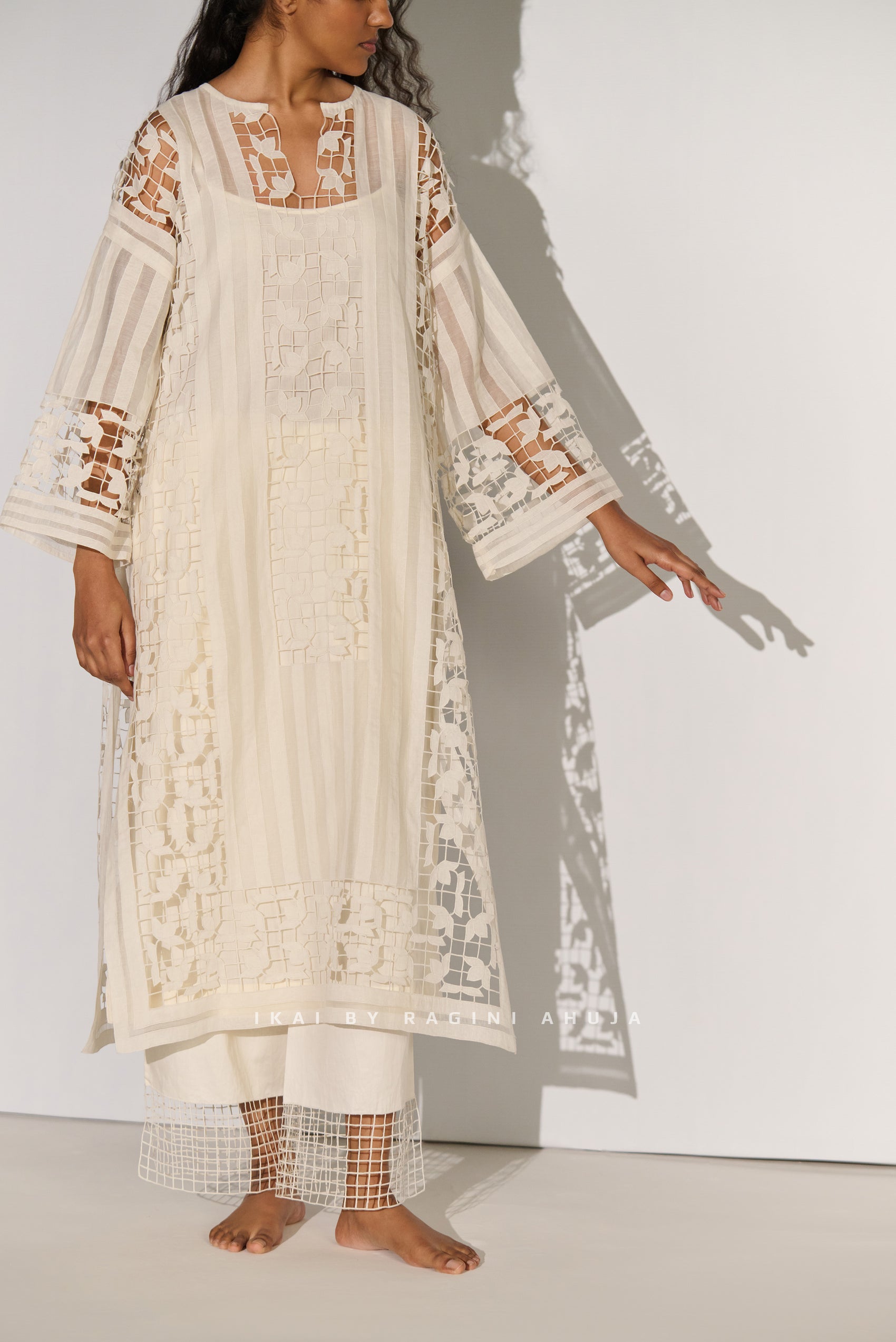 GEOMETRIC FLORAL CUTWORK DROP SHOULDER KAMEEZ IVR