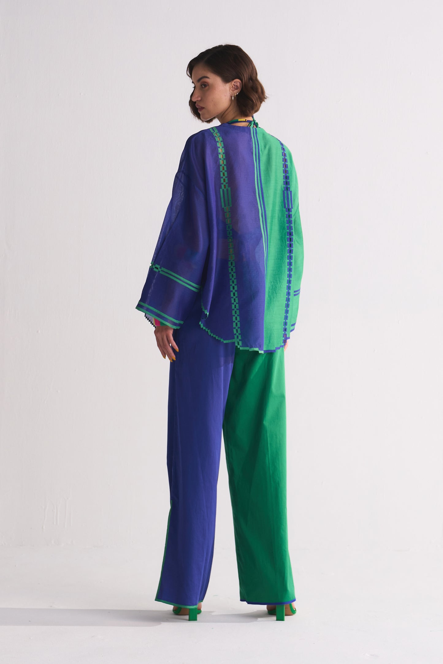 ROUND HEM COLOUR BLOCKED APPLIQUE' AND CUTWORK SHIRT