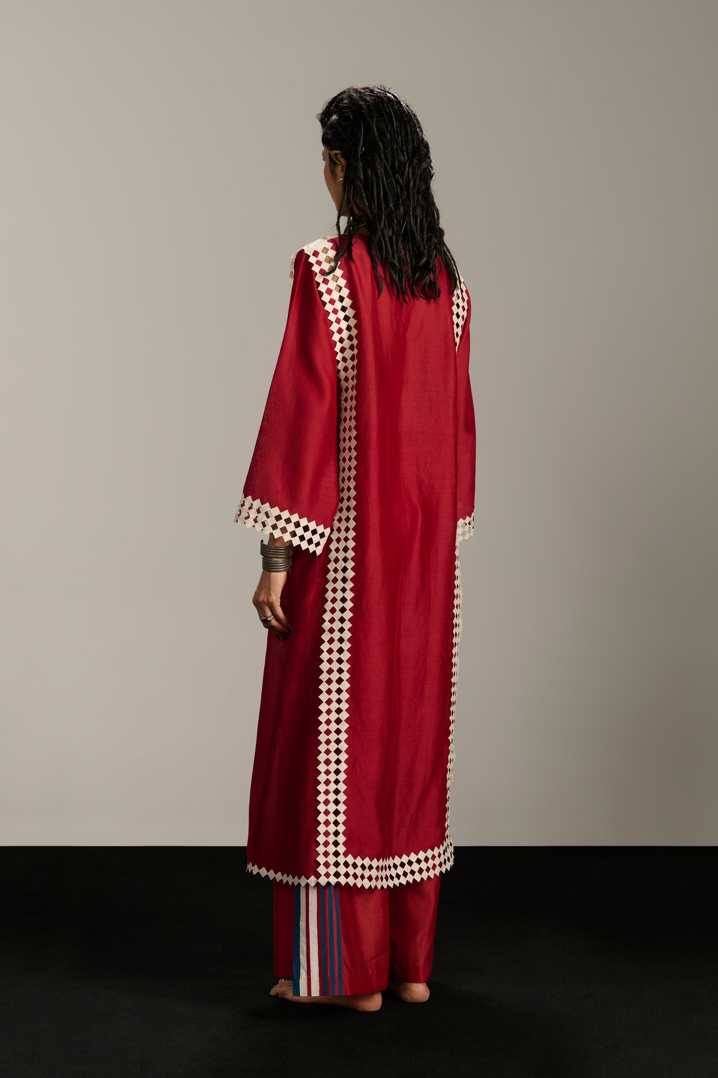 FRONT PANEL AND SLIT KAMEEZ