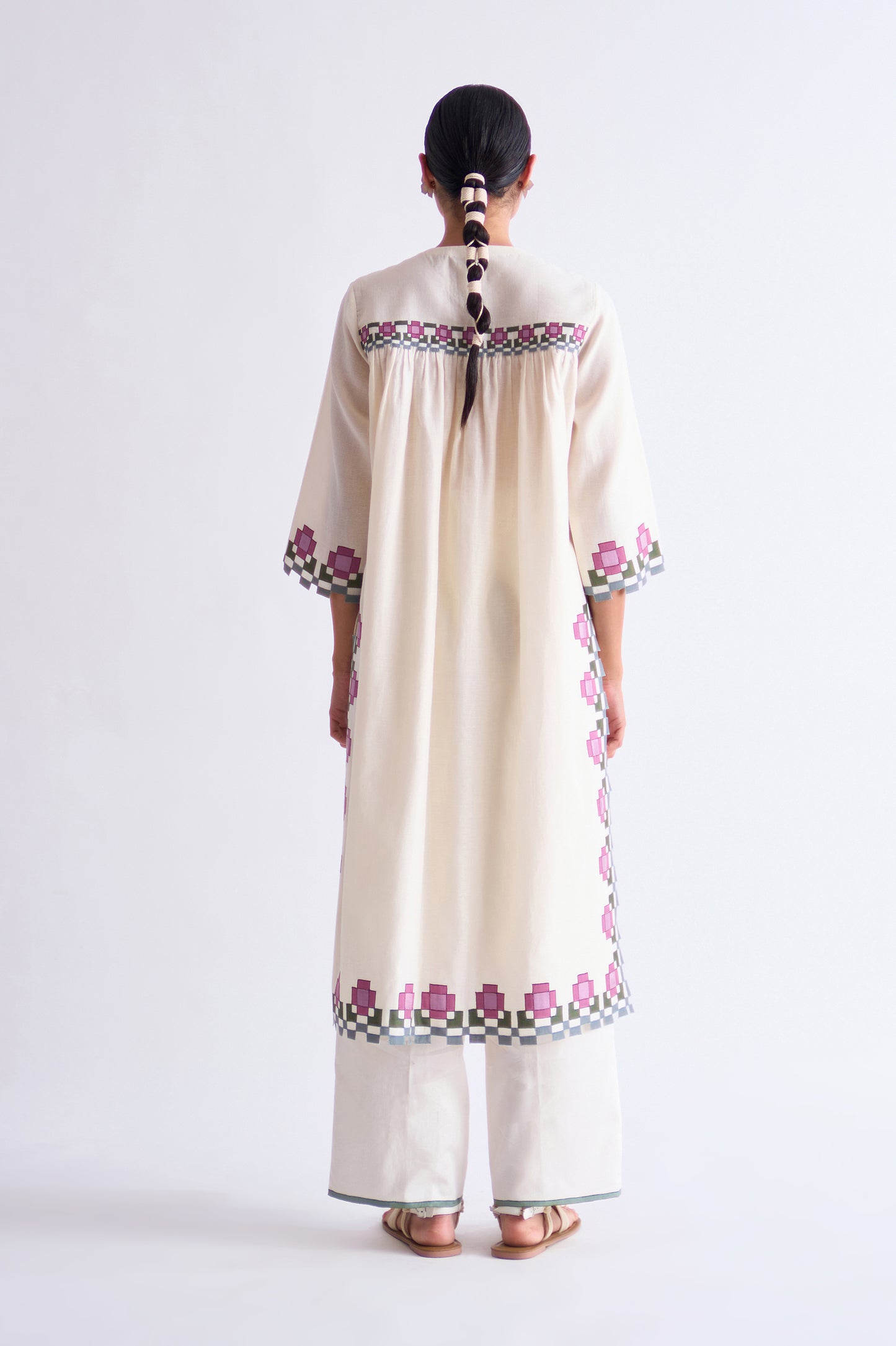 BACK GATHER KAMEEZ