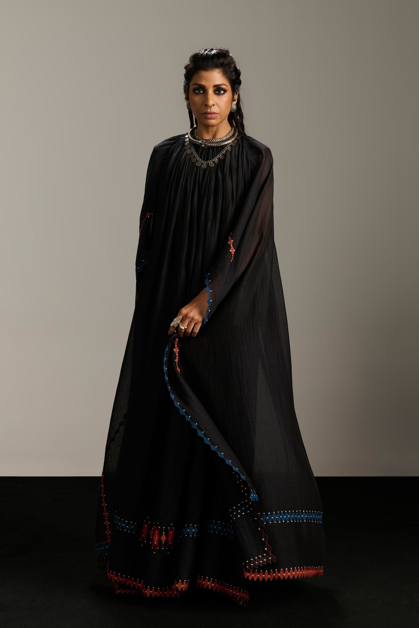 GATHER NECK KAFTAN