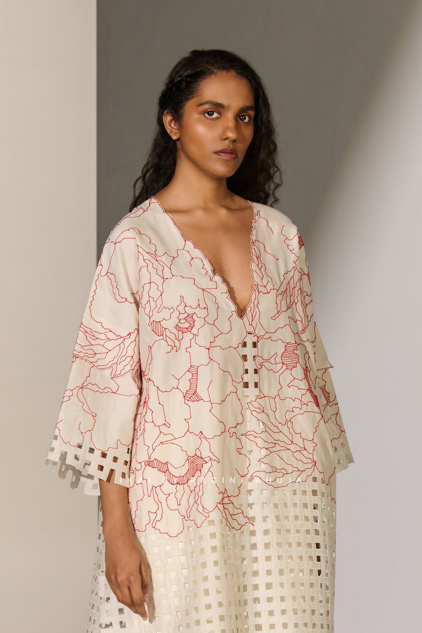 GEOMETRIC AND FLORAL CUTWORK KAFTAN IVR