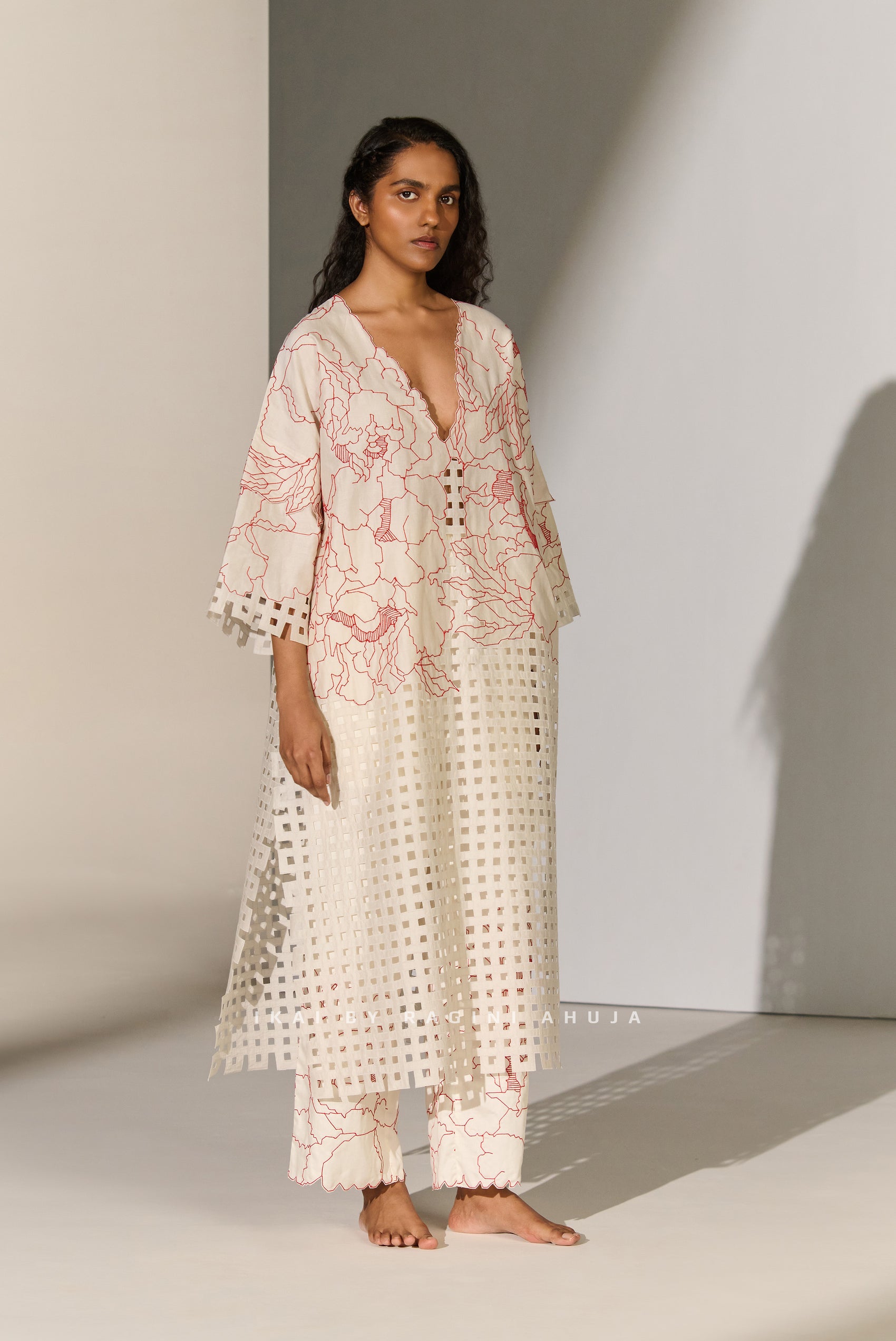 GEOMETRIC AND FLORAL CUTWORK KAFTAN IVR