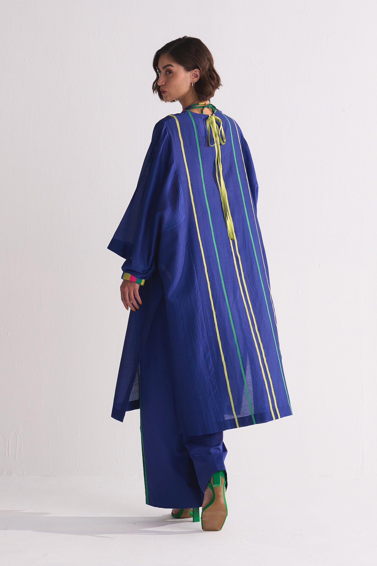 PANELLED KAFTAN KAMEEZ WITH APPLIQUE'