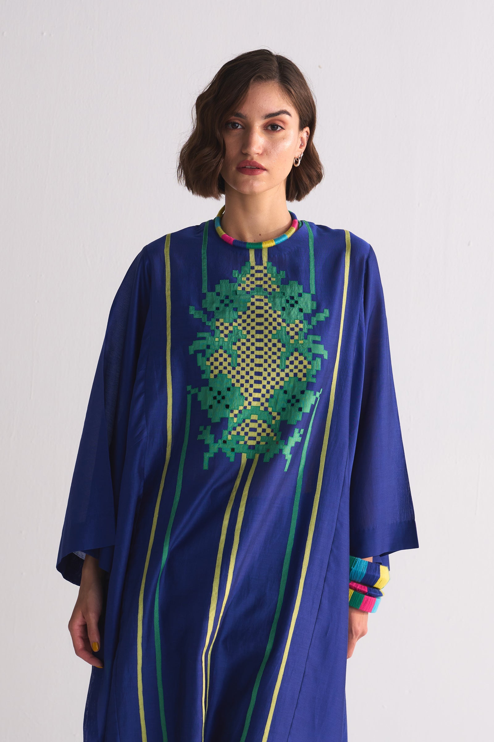 PANELLED KAFTAN KAMEEZ WITH APPLIQUE'