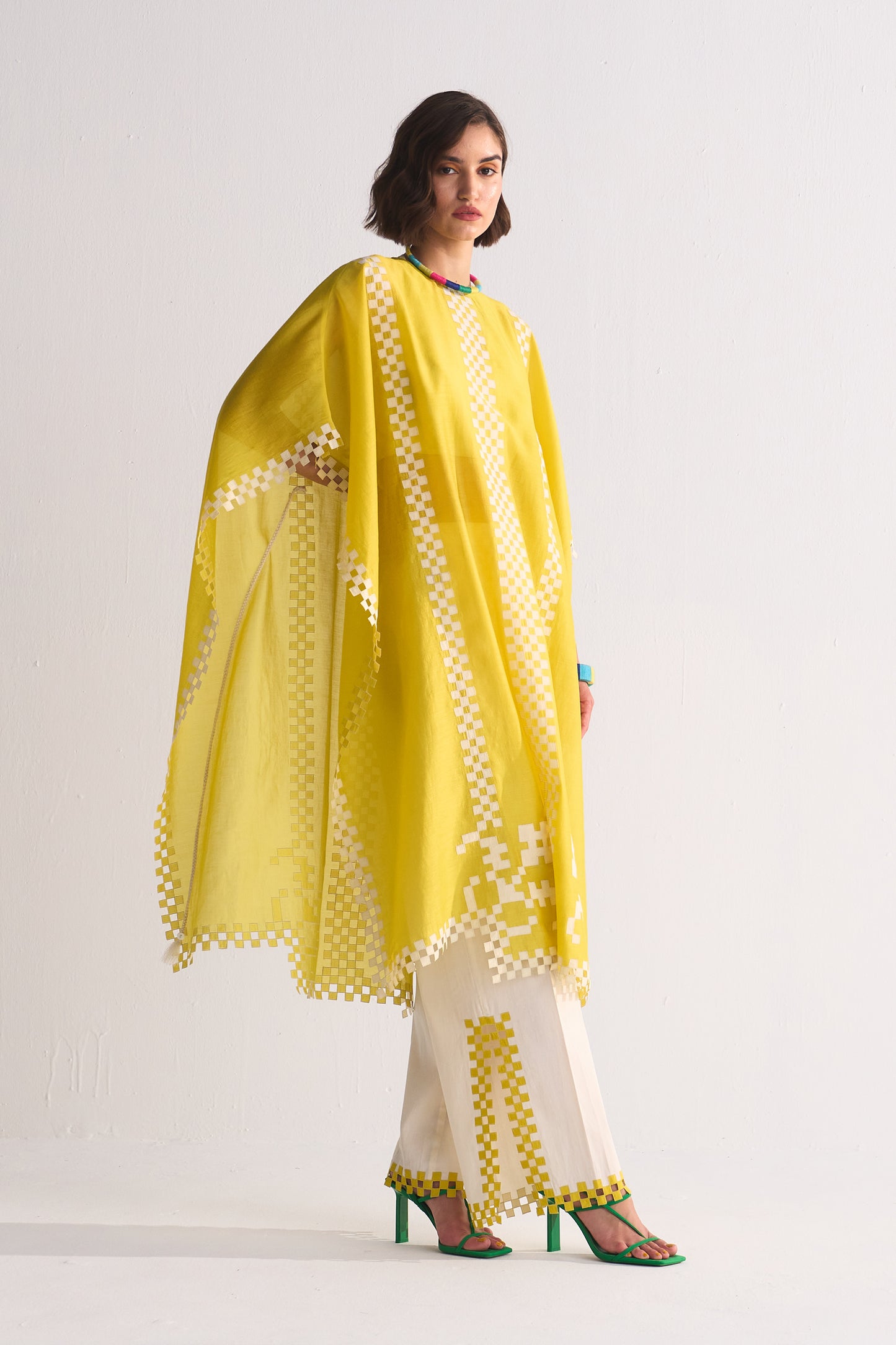 APPLIQUE' AND CUTWORK KAFTAN