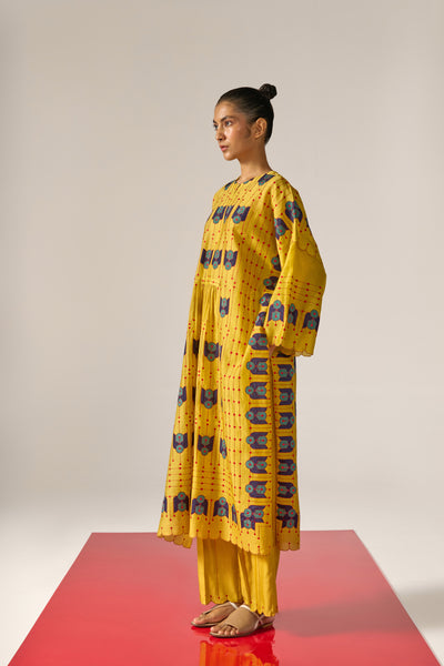 APPLIQUE' AND OUTLINE CENTRE GATHER KAFTAN