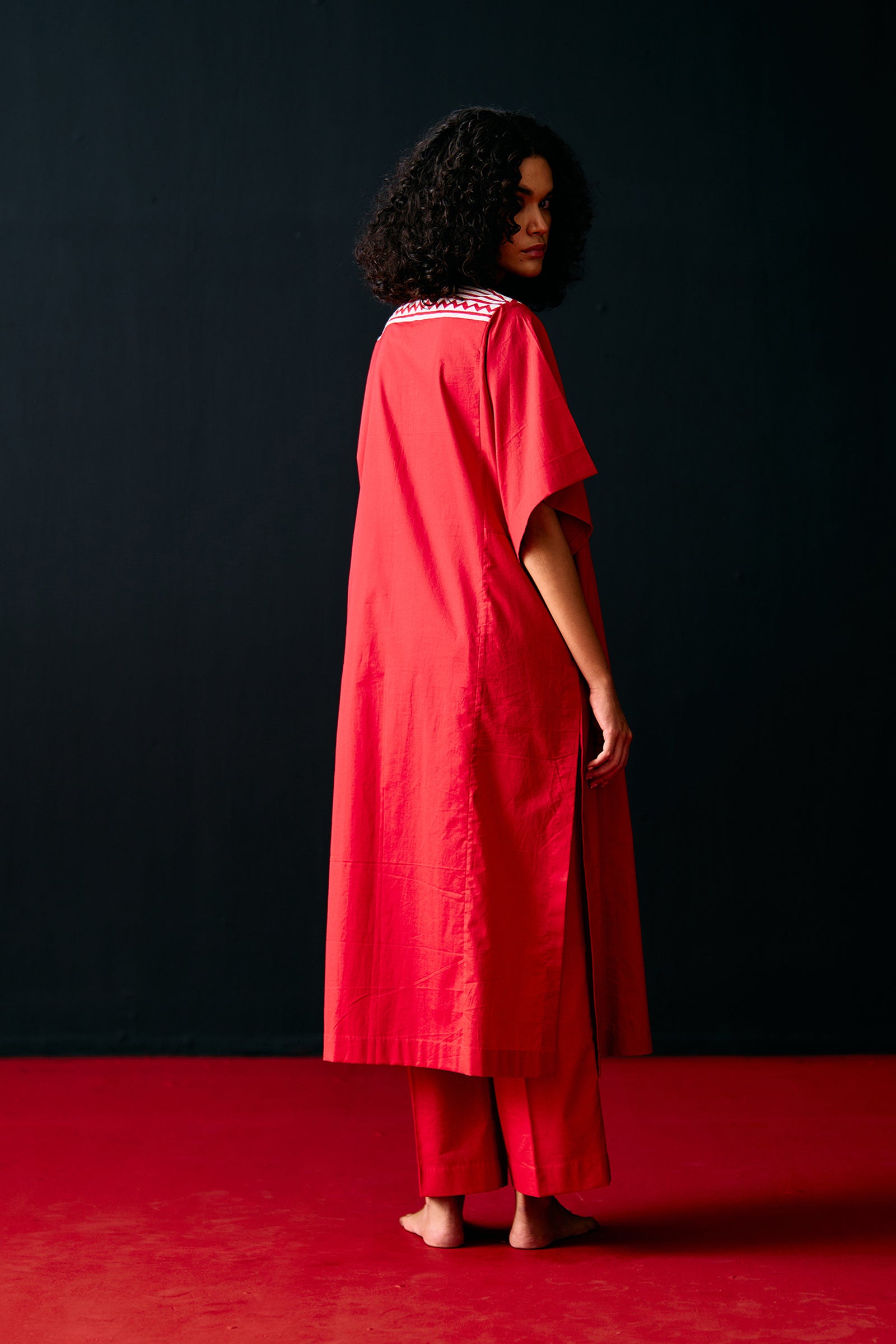 RED TRIBAL APPLIQUE' KAFTAN