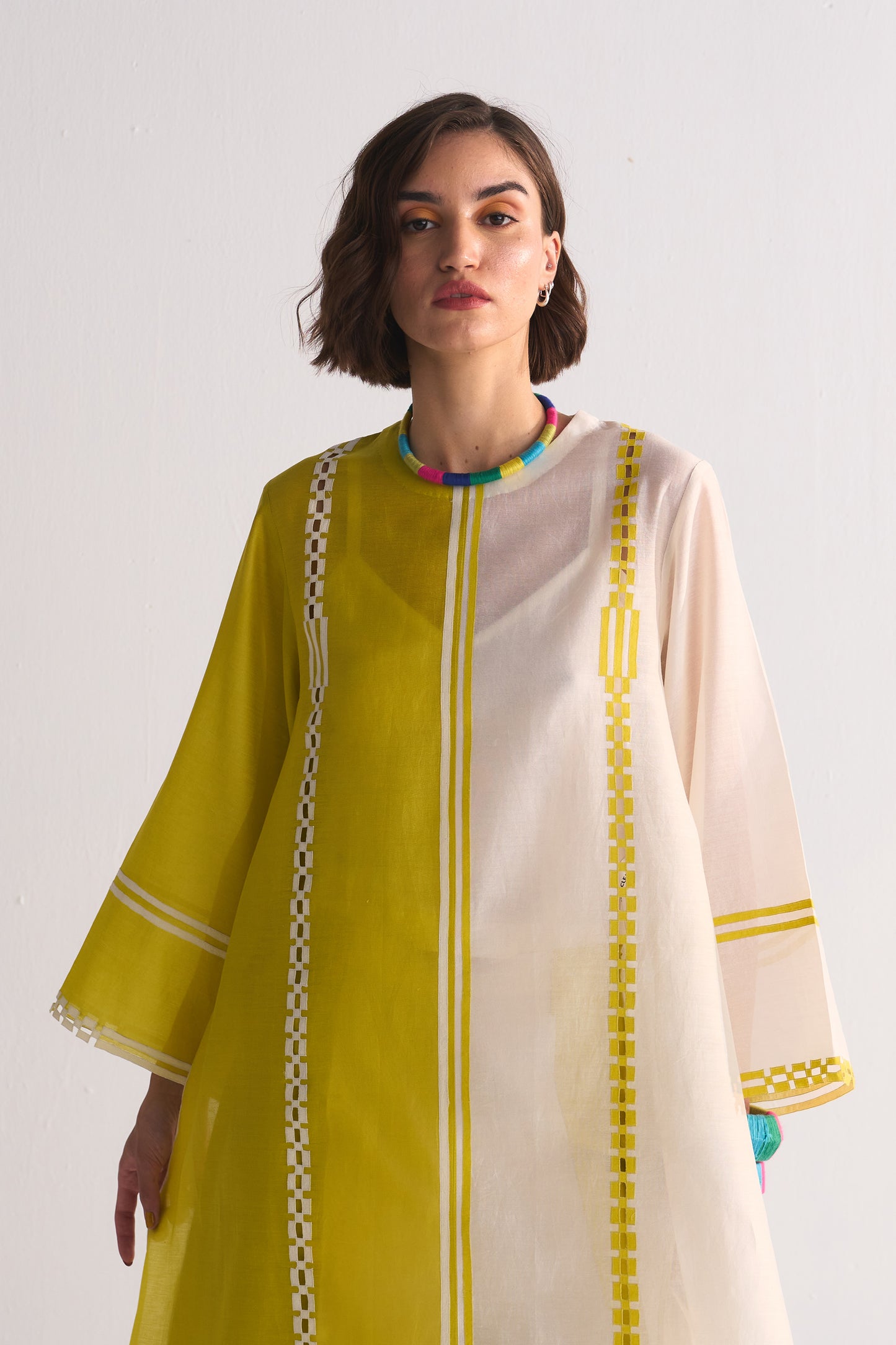 COLOUR BLOCKED APPLIQUE' AND CUTWORK KAMEEZ