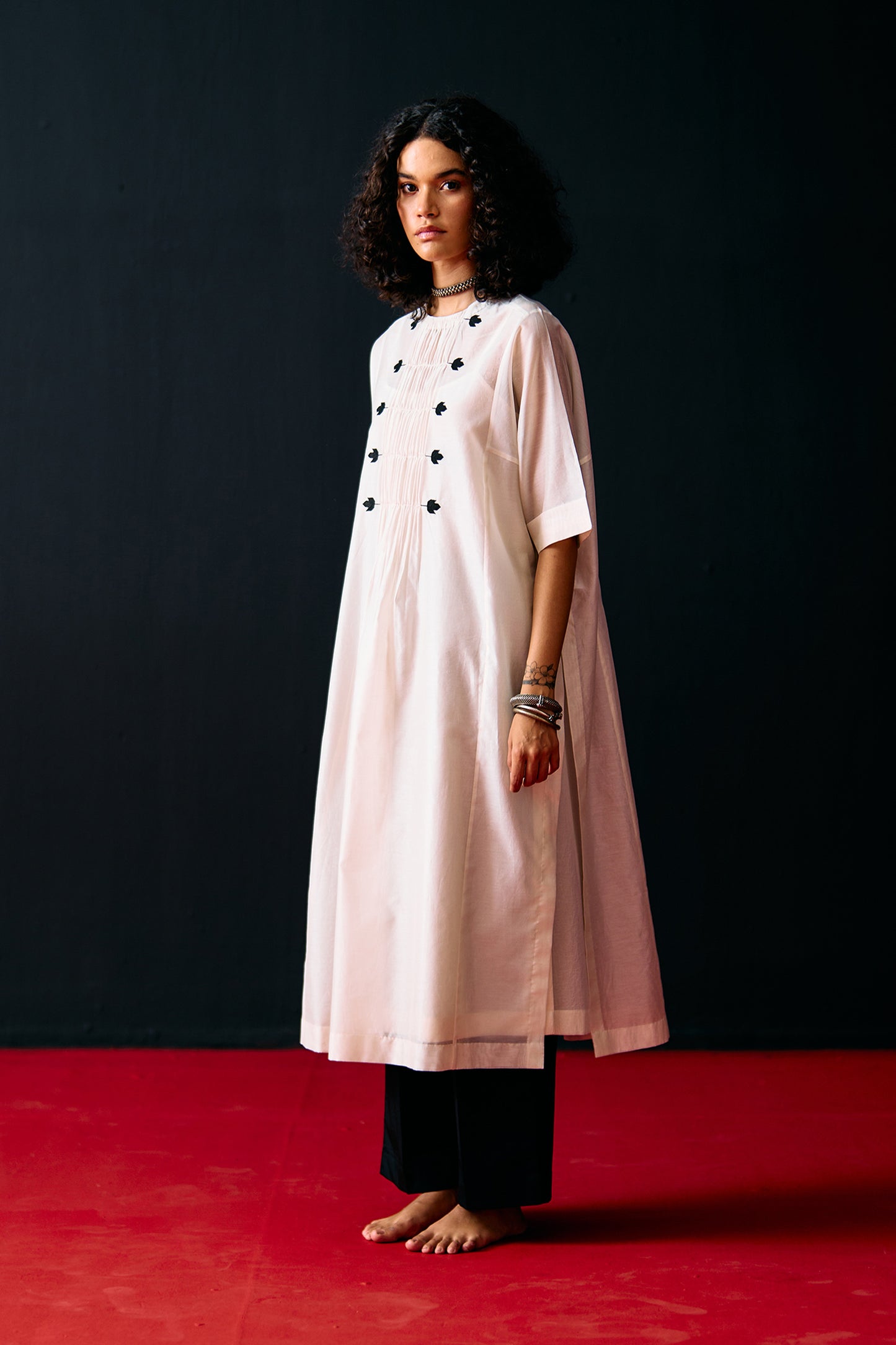 IVORY CENTRE GATHER KAFTAN KAMEEZ