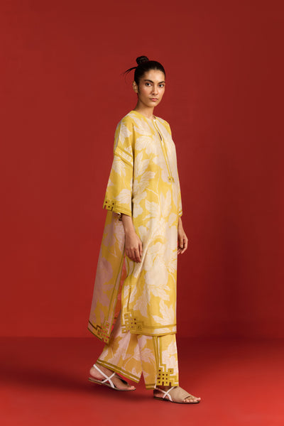 FLORAL PRINT AND CUTWORK KAFTAN