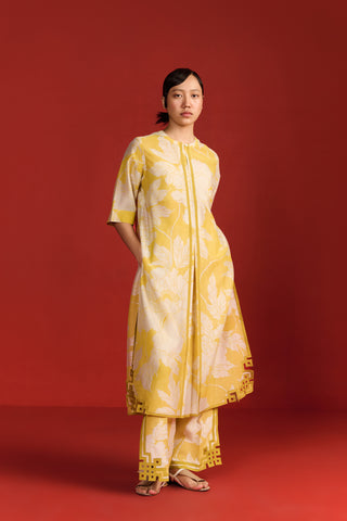 FLORAL PRINT AND CUTWORK PLEATED KAMEEZ