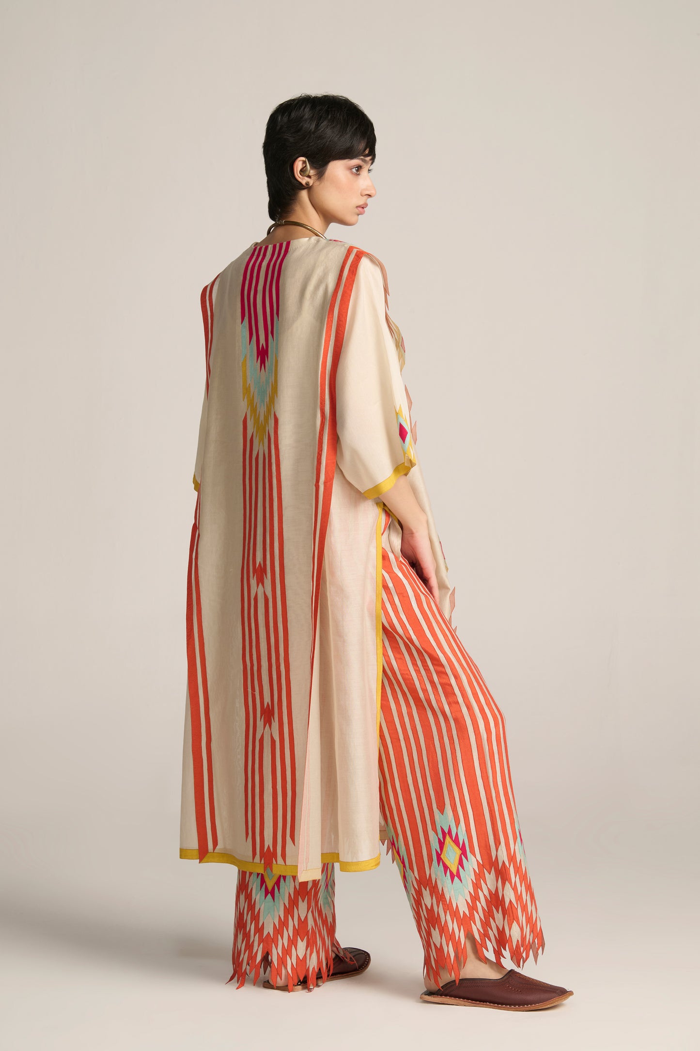 3D PANELLED KAFTAN KAMEEZ