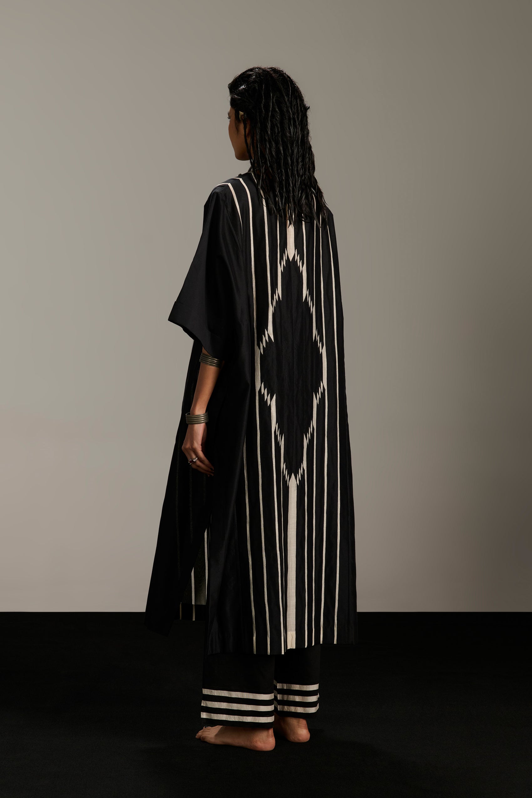 PANELLED KAFTAN KAMEEZ