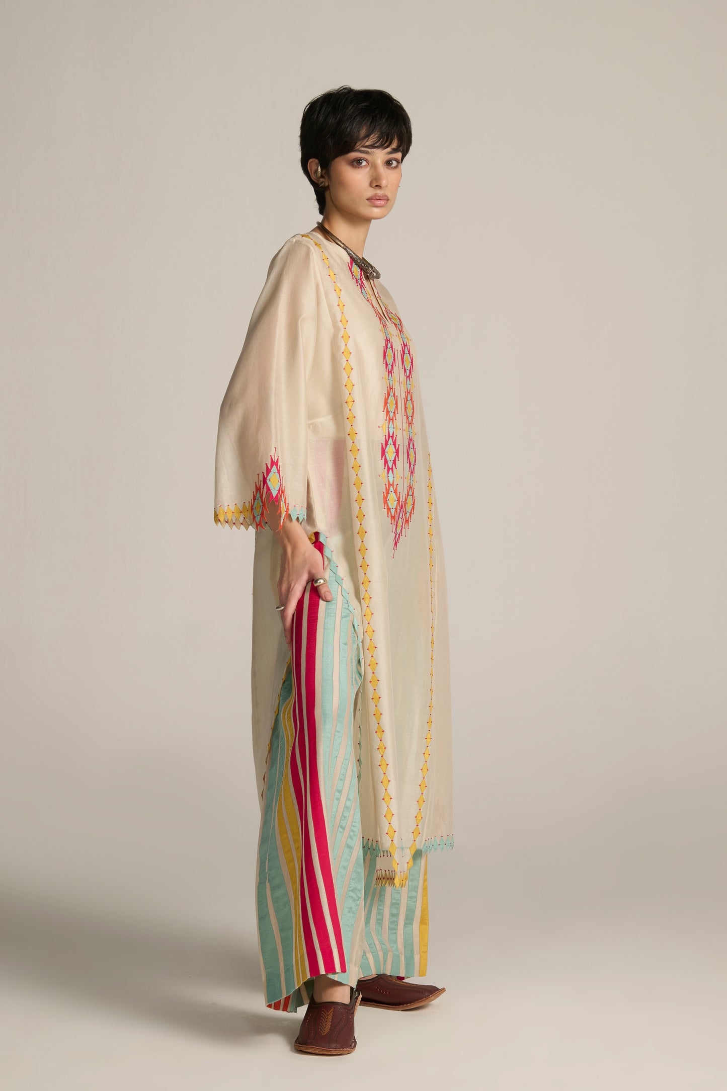 PANELLED KAFTAN KAMEEZ