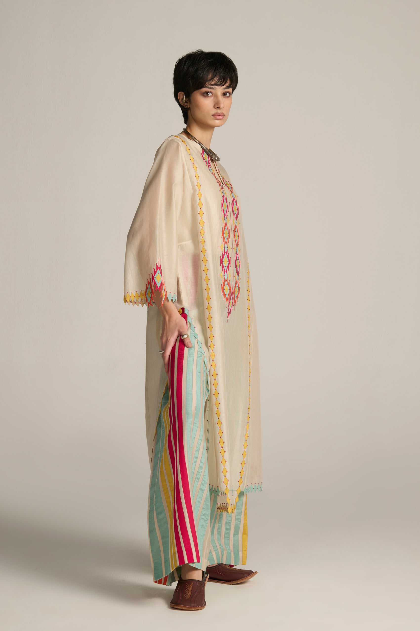 PANELLED KAFTAN KAMEEZ