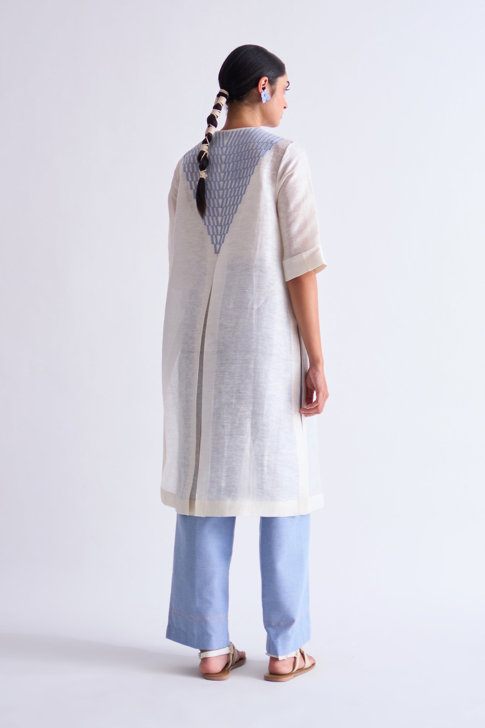 LINEN CENTER PLEATED KAMEEZ
