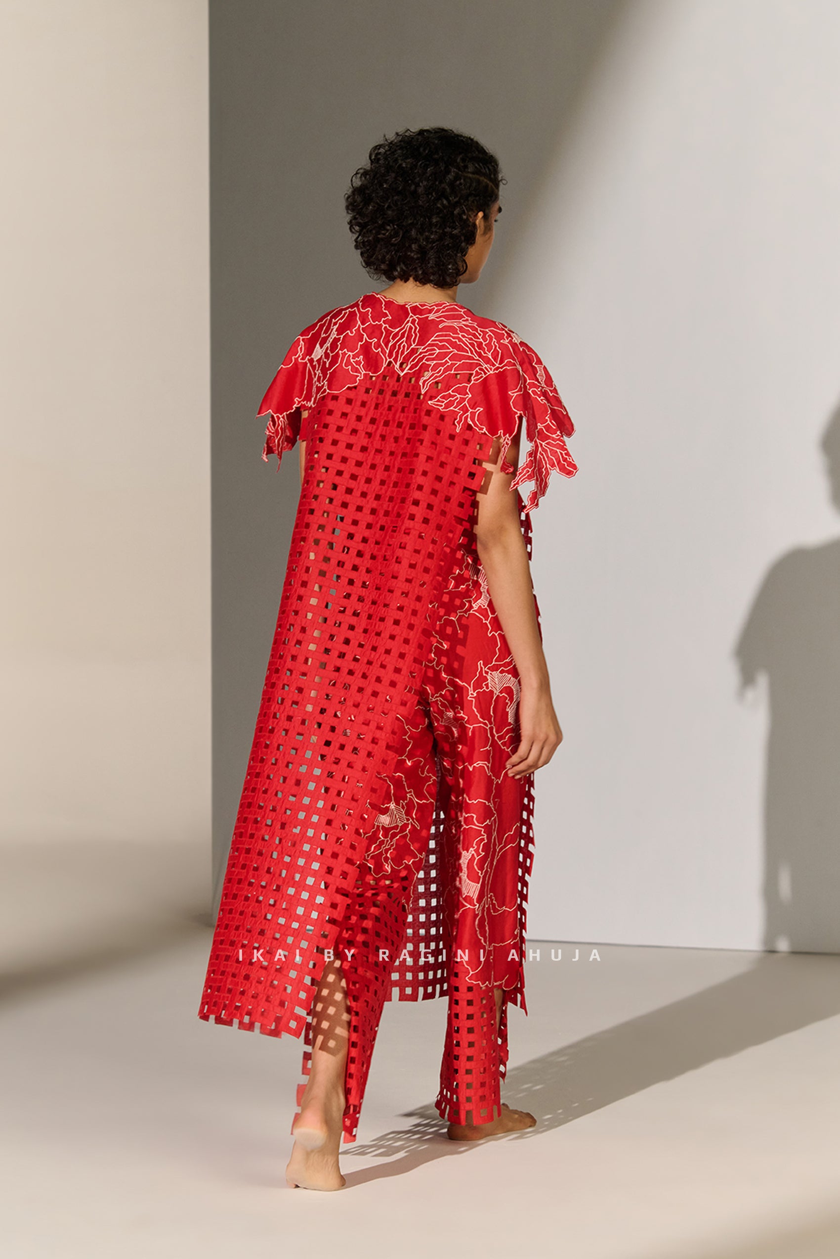 GEOMETRIC FLORAL CUTWORK PANEL RED