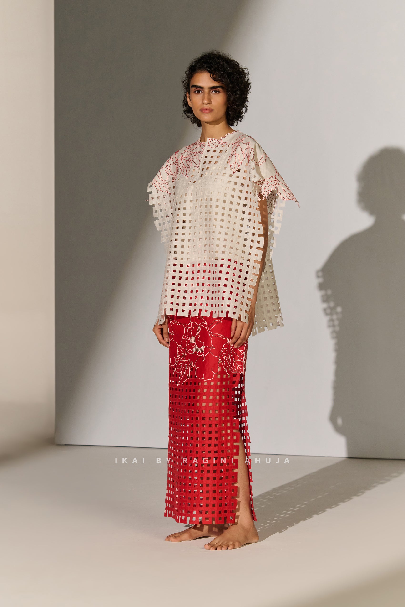 GEOMETRIC FLORAL CUTWORK PANEL SHIRT IVR