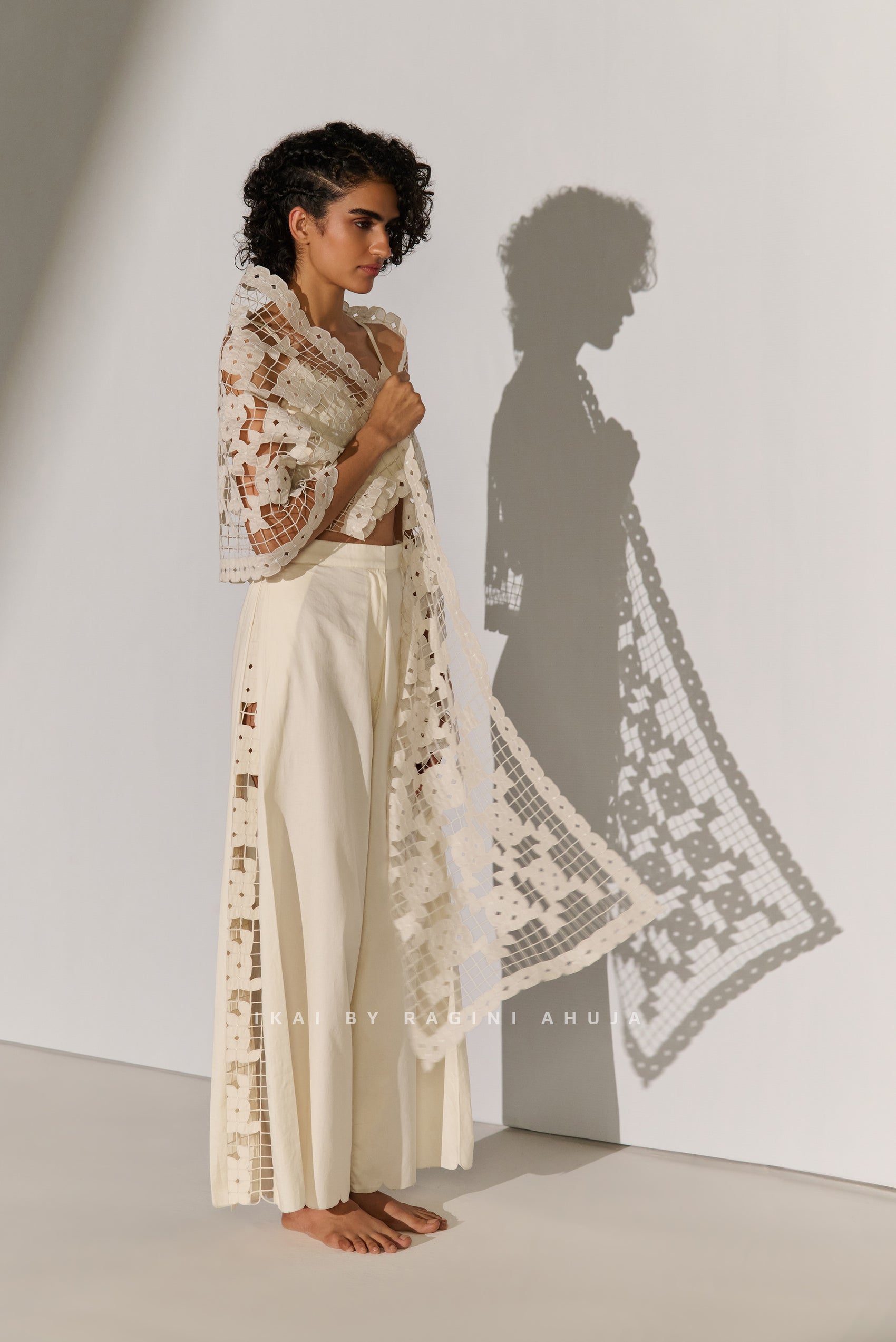 GEOMETRIC FLORAL CUTWORK SCARF