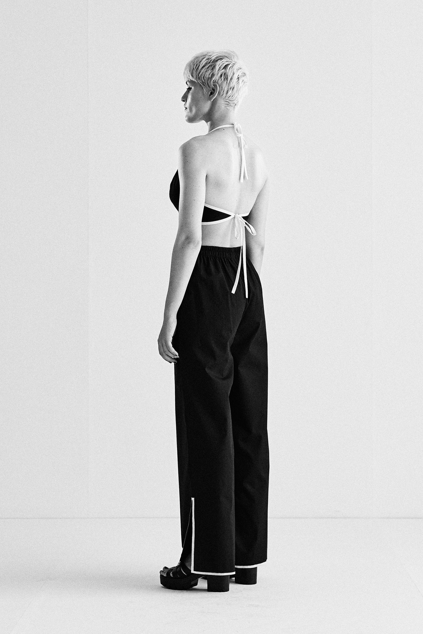 ELASTICATED SCALLOP APPLIQUE' PANTS WITH SLIT