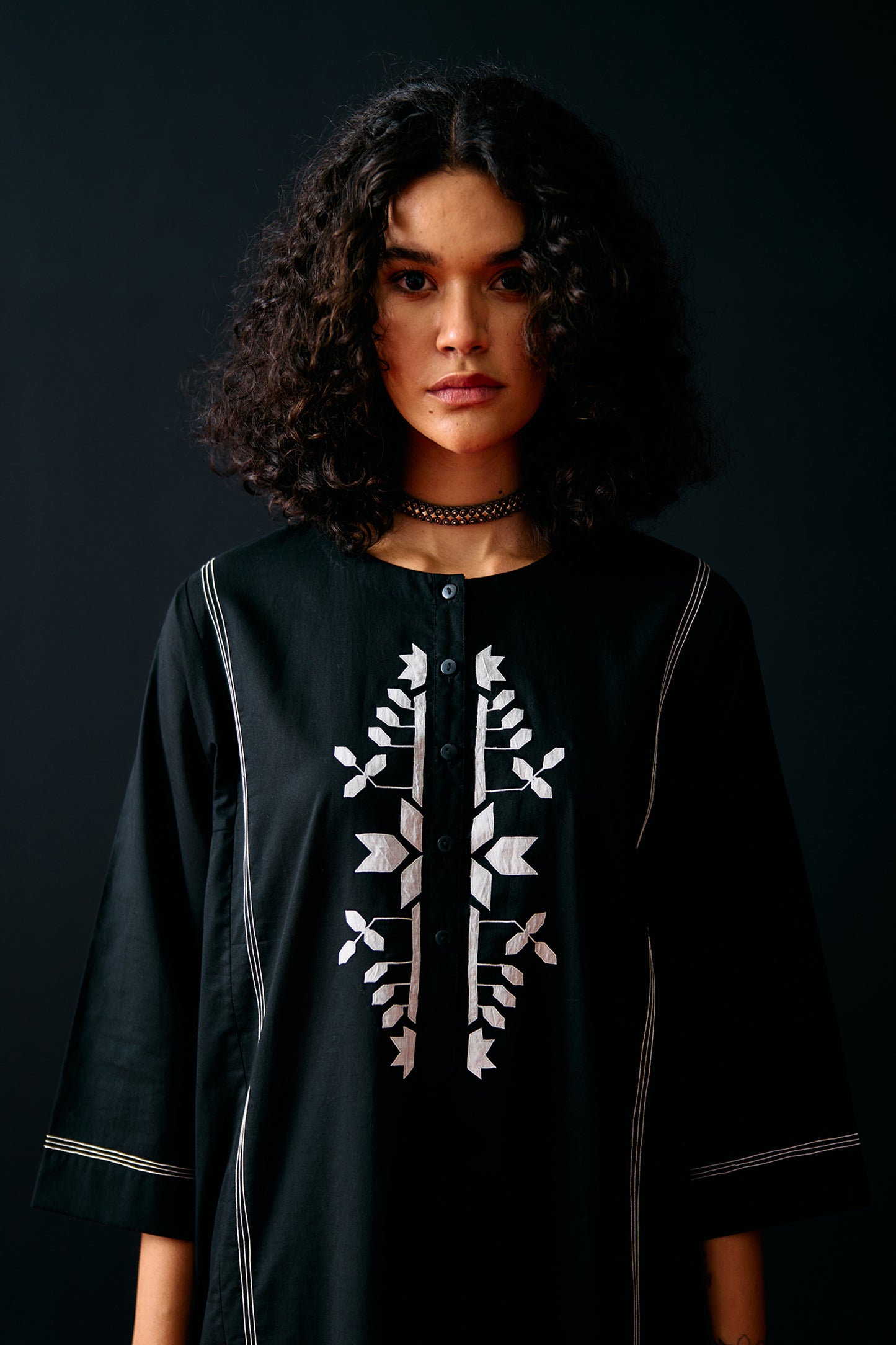 BLACK TRIBAL APPLIQUE' KAMEEZ