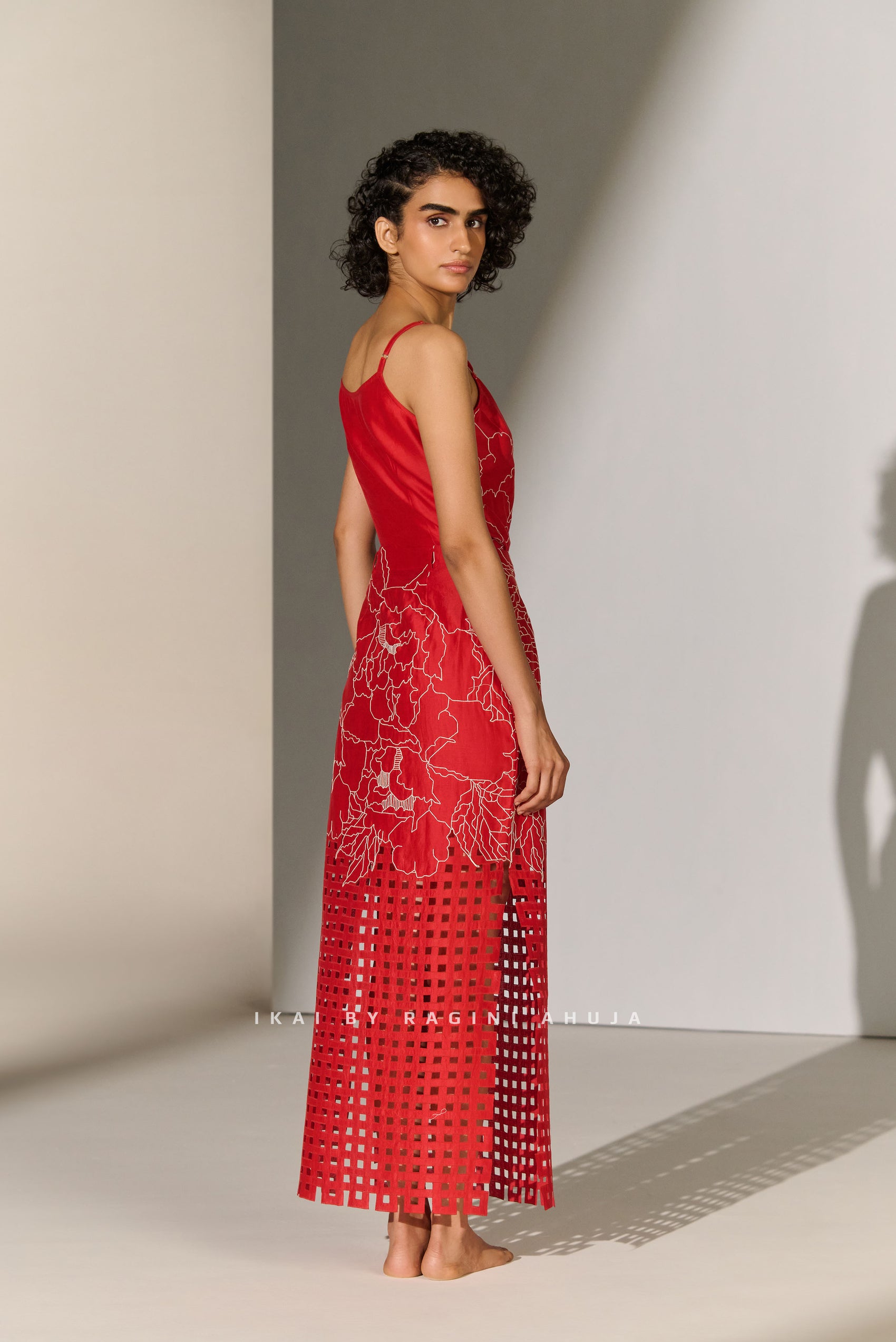 GEOMETRIC FLORAL CUTWORK SLIP / SKIRT