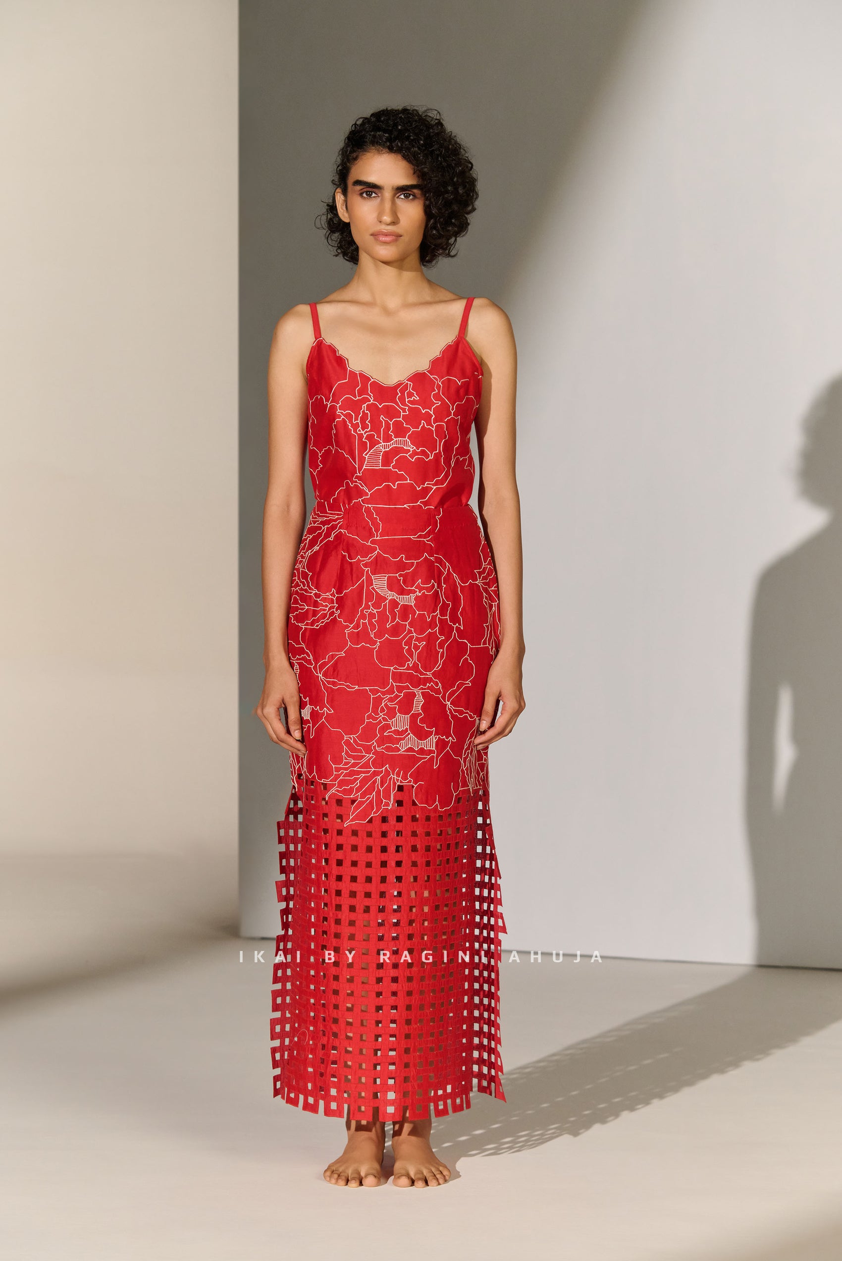 GEOMETRIC FLORAL CUTWORK SLIP / SKIRT