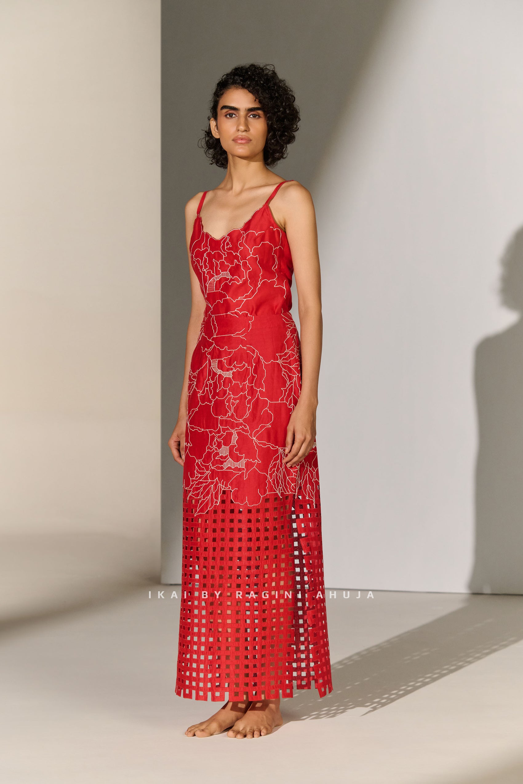 GEOMETRIC FLORAL CUTWORK SLIP / SKIRT