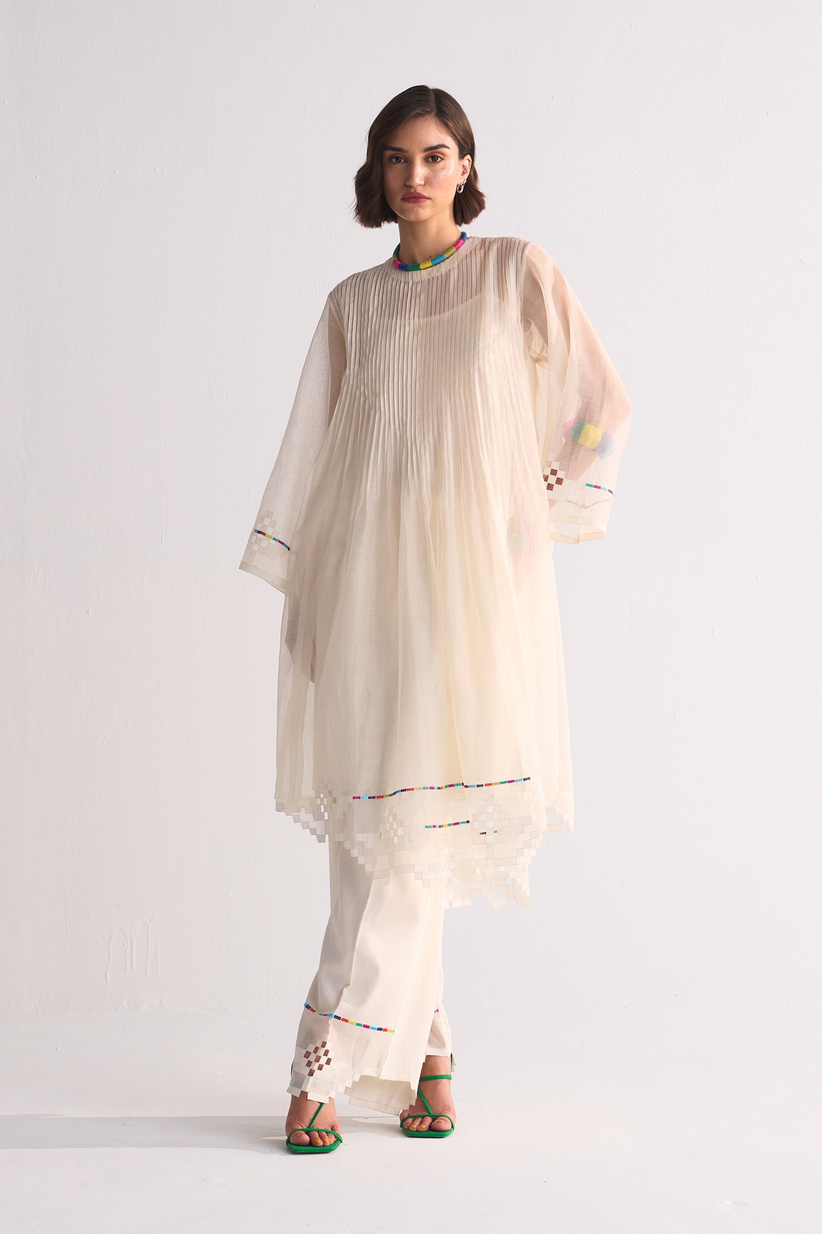 SUPER PLEATED APPLIQUE', CUTWORK AND THREAD KAMEEZ