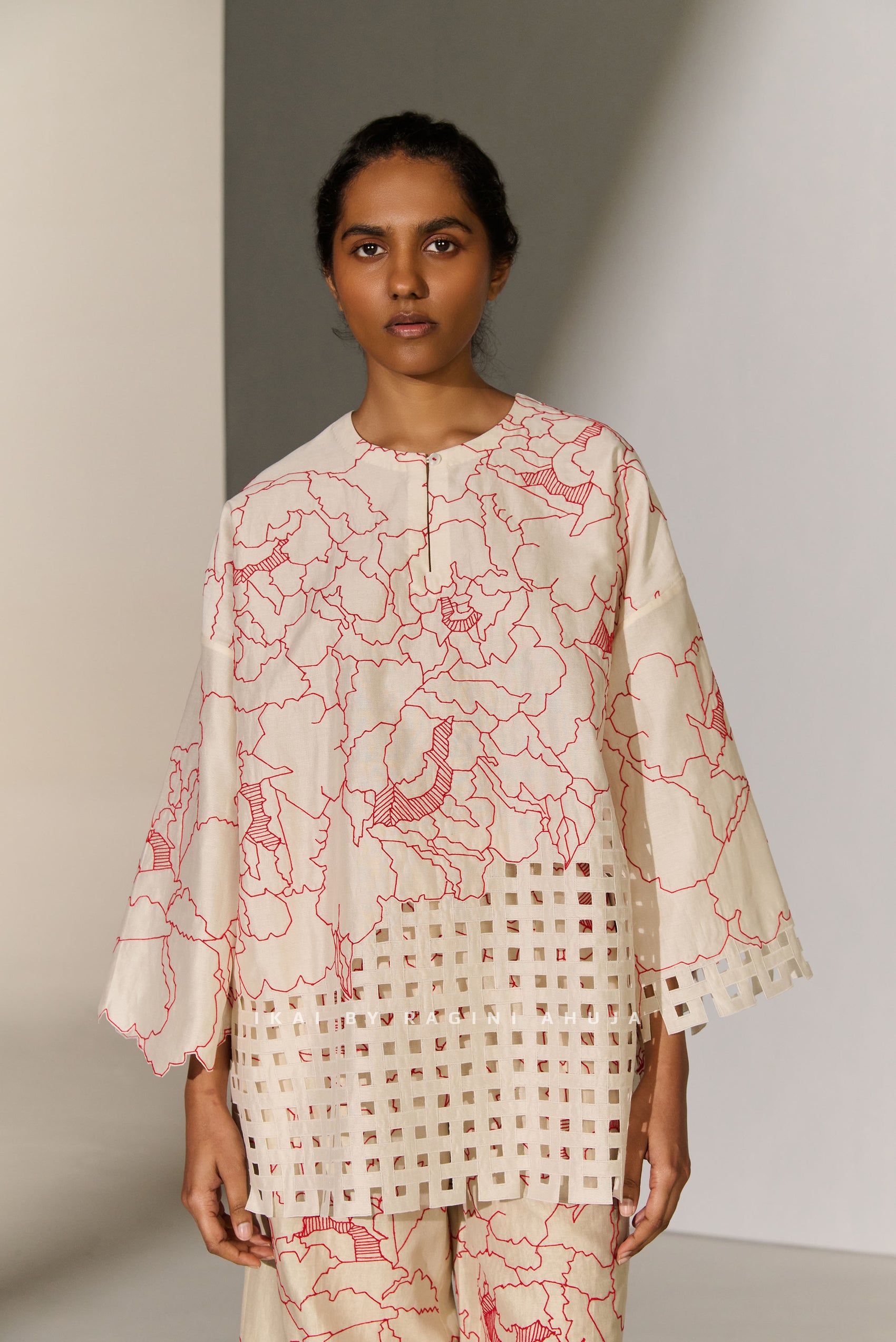 GEOMETRIC FLORAL CUTWORK SHIRT IVR