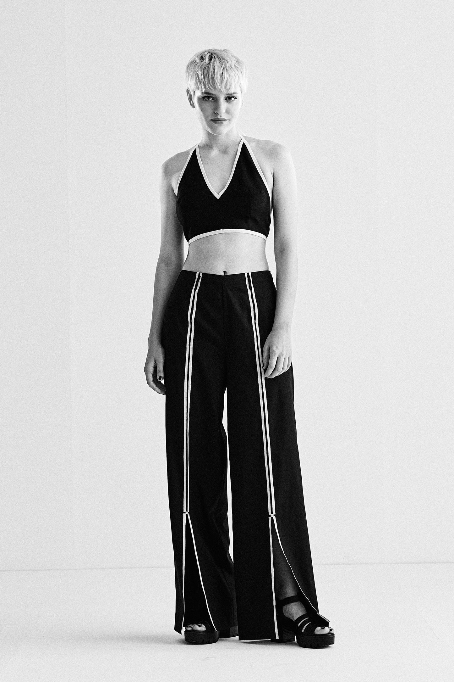 SLIT APPLIQUE' STRAIGHT PANTS