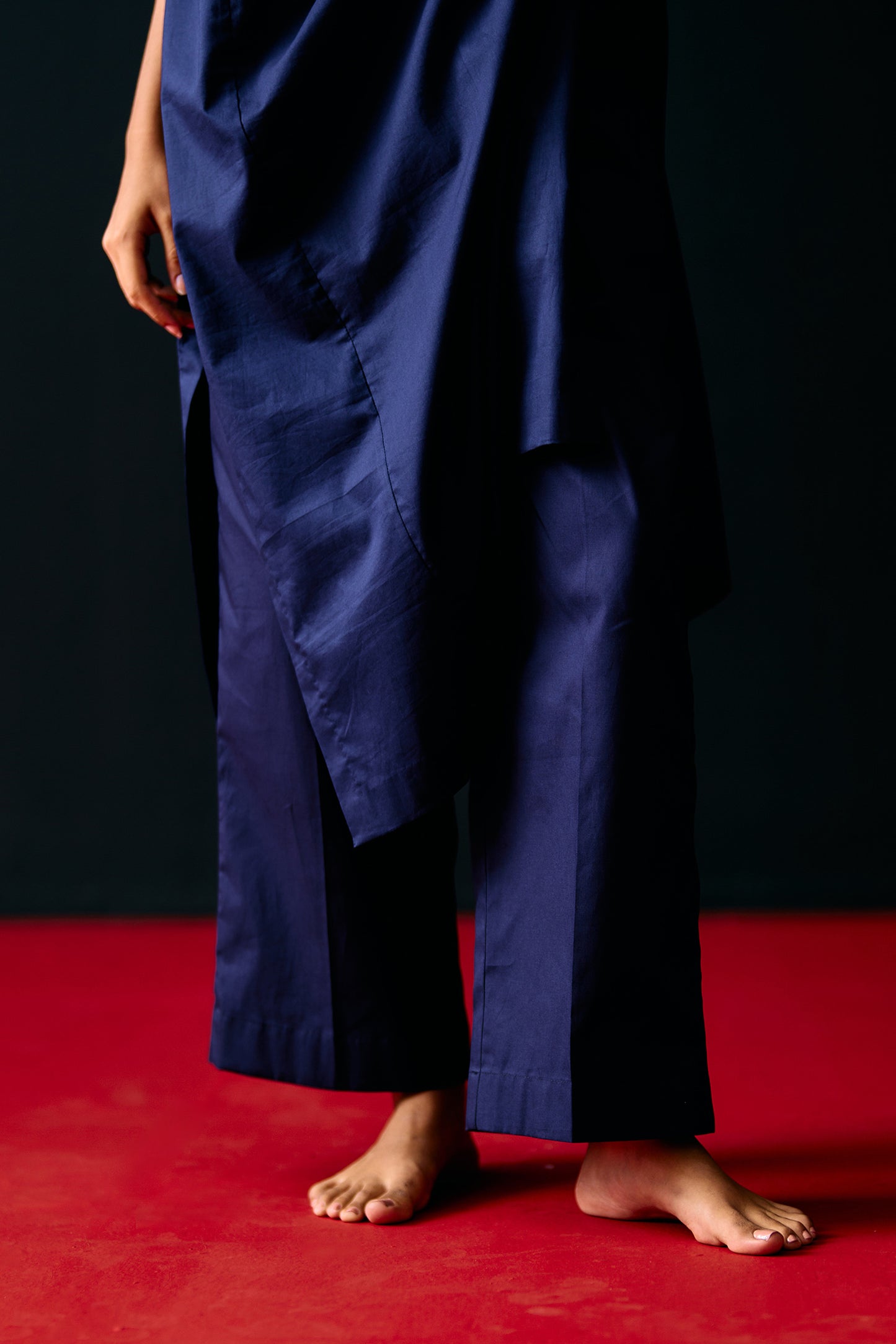 STRAIGHT PANTS