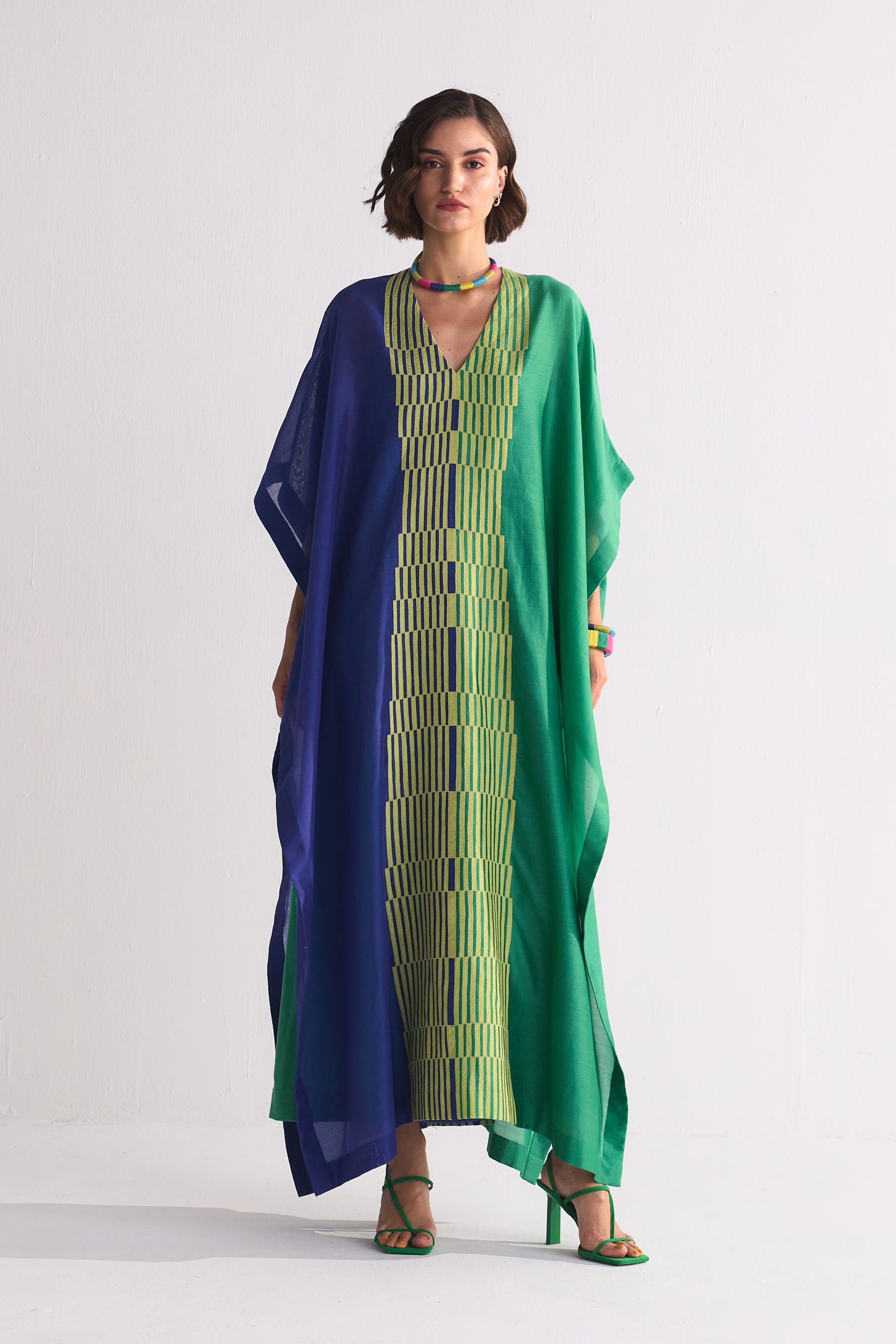COLOUR BLOCKED APPLIQUE' KAFTAN