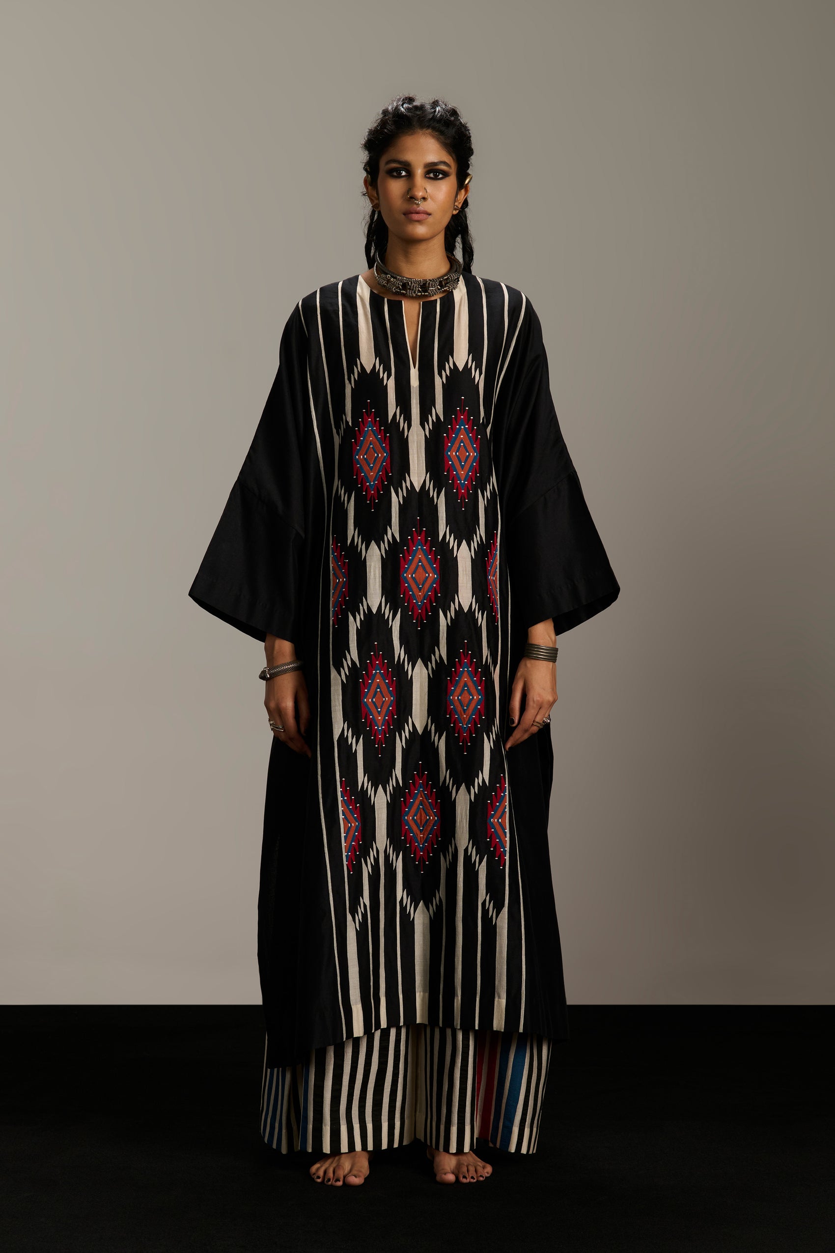TABLE MAT KAFTAN