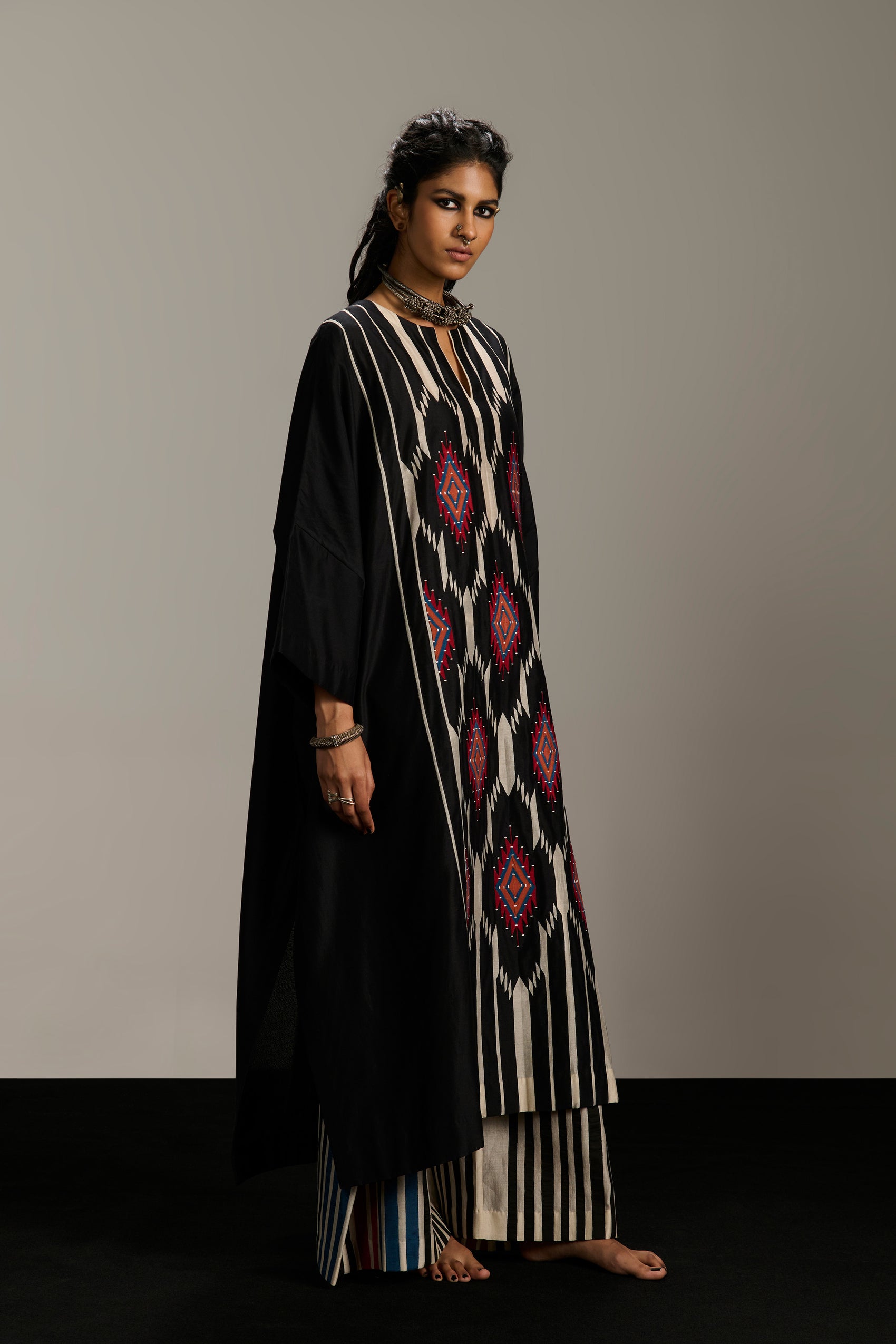 TABLE MAT KAFTAN