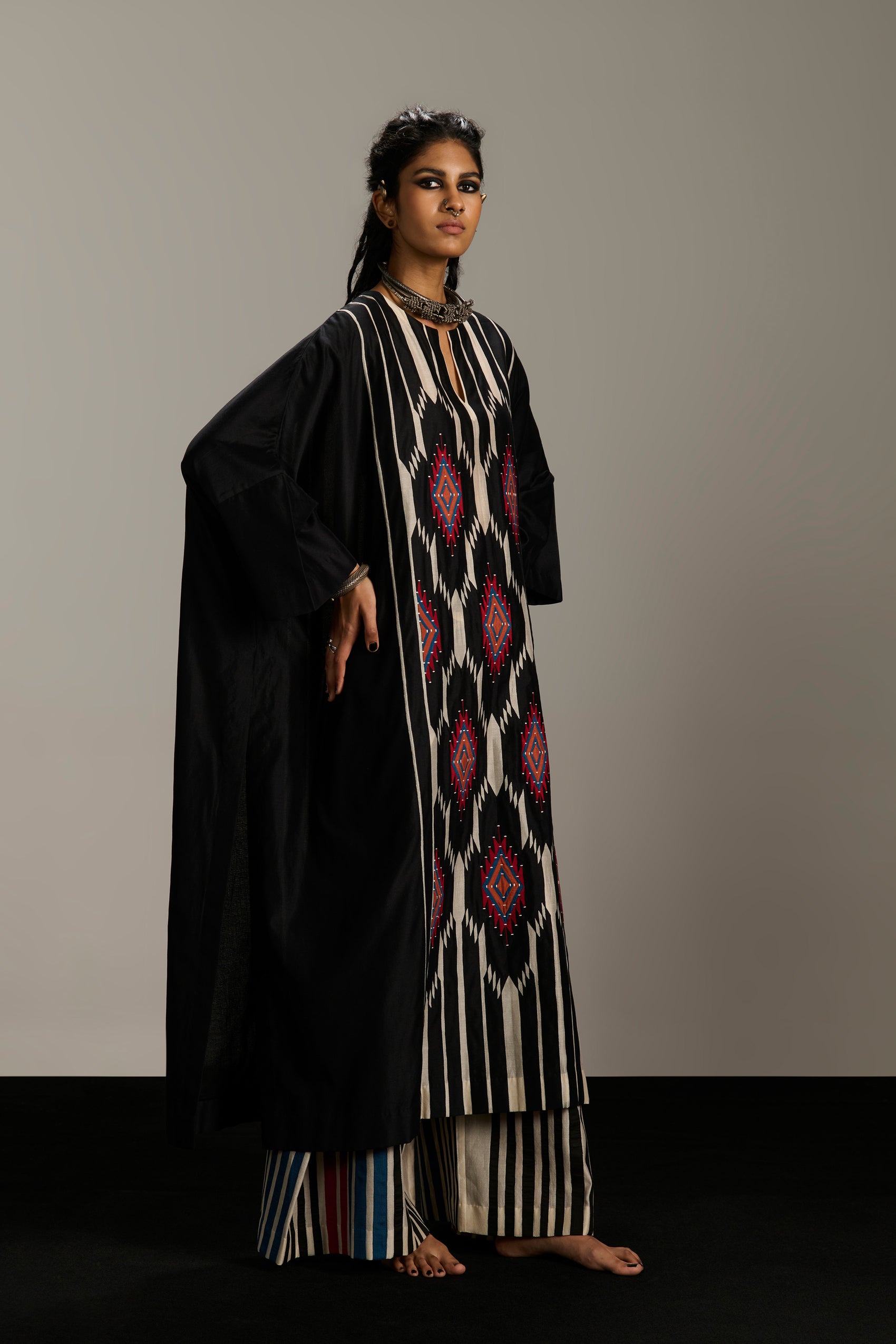 TABLE MAT KAFTAN
