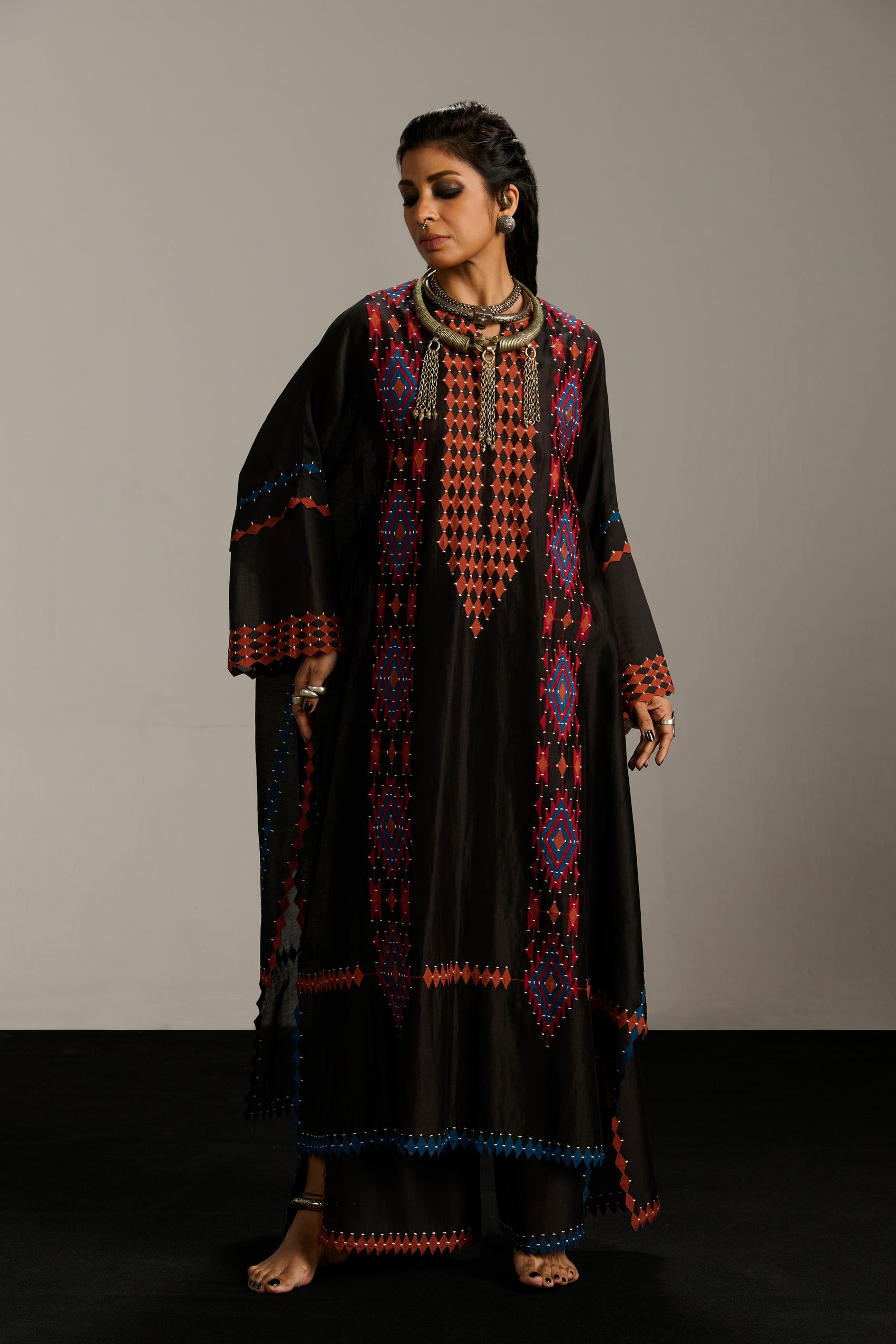 TABLE MAT KAFTAN